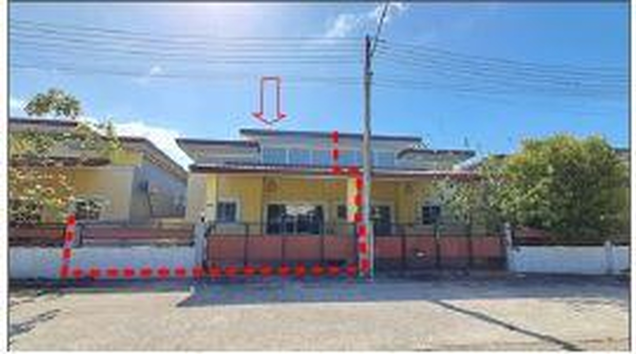ทรัพย์สถาบันโดย GHB บ้านแฝด ซอยหมู่บ้านสิริมณีโฮม 9 ถนนศรีรัตนะ