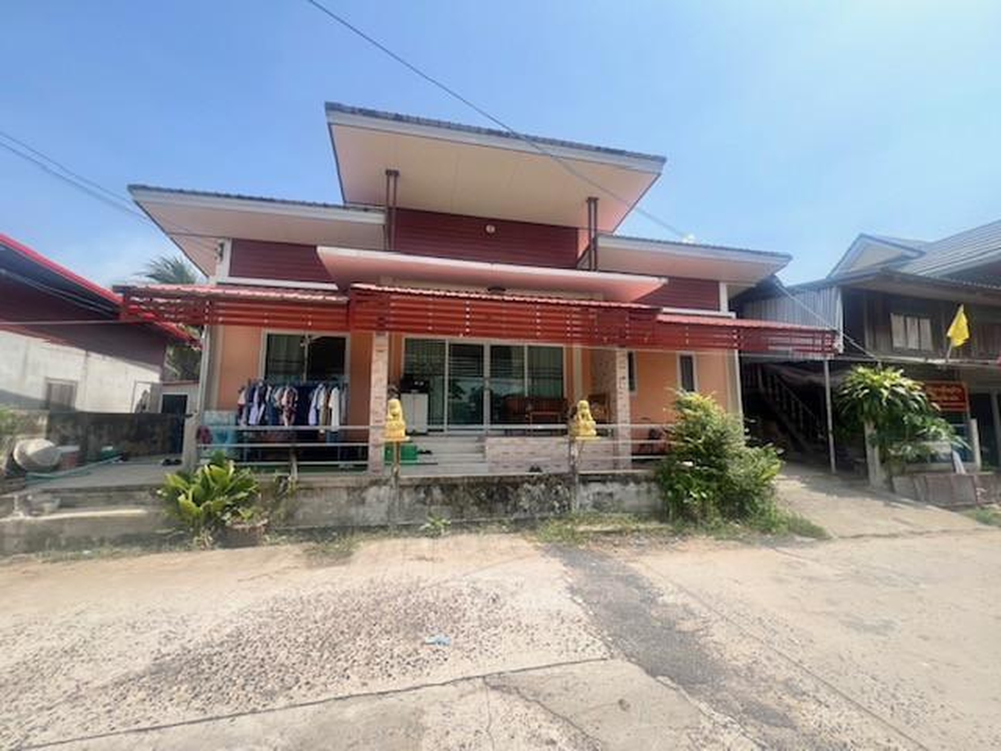 ทรัพย์สถาบันโดย GHB บ้านเดี่ยว ซอยภายในหมู่บ้านก้านเหล ถนนสายอุทุมพรพิสัย - ปร