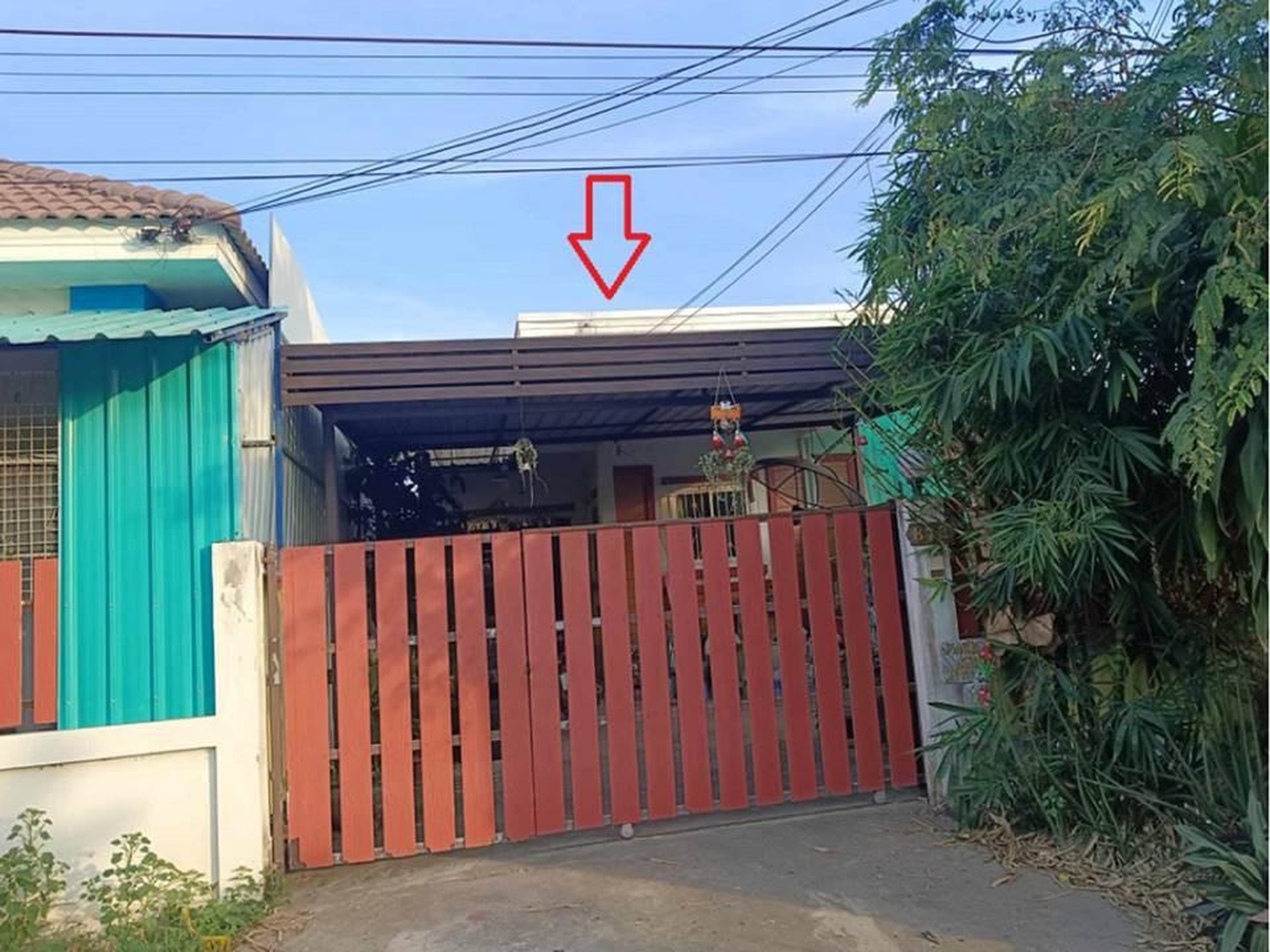 ทรัพย์สถาบันโดย GHB บ้านแฝด ซอยบ้านสุขาวดี ถนนมิตรภาพ
