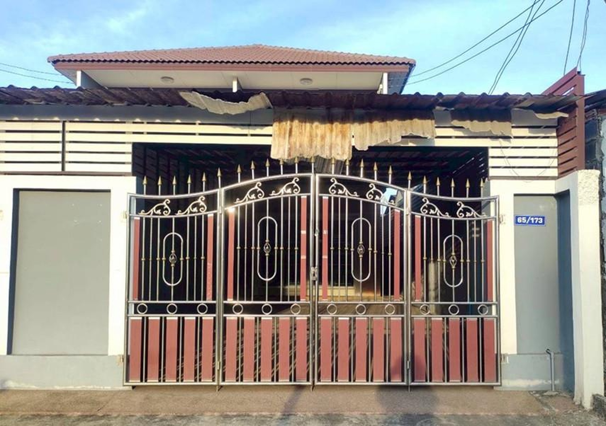 ทรัพย์สถาบันโดย GHB บ้านแฝด ซอยสุขุมวิท13 ถนนสุขุมวิท