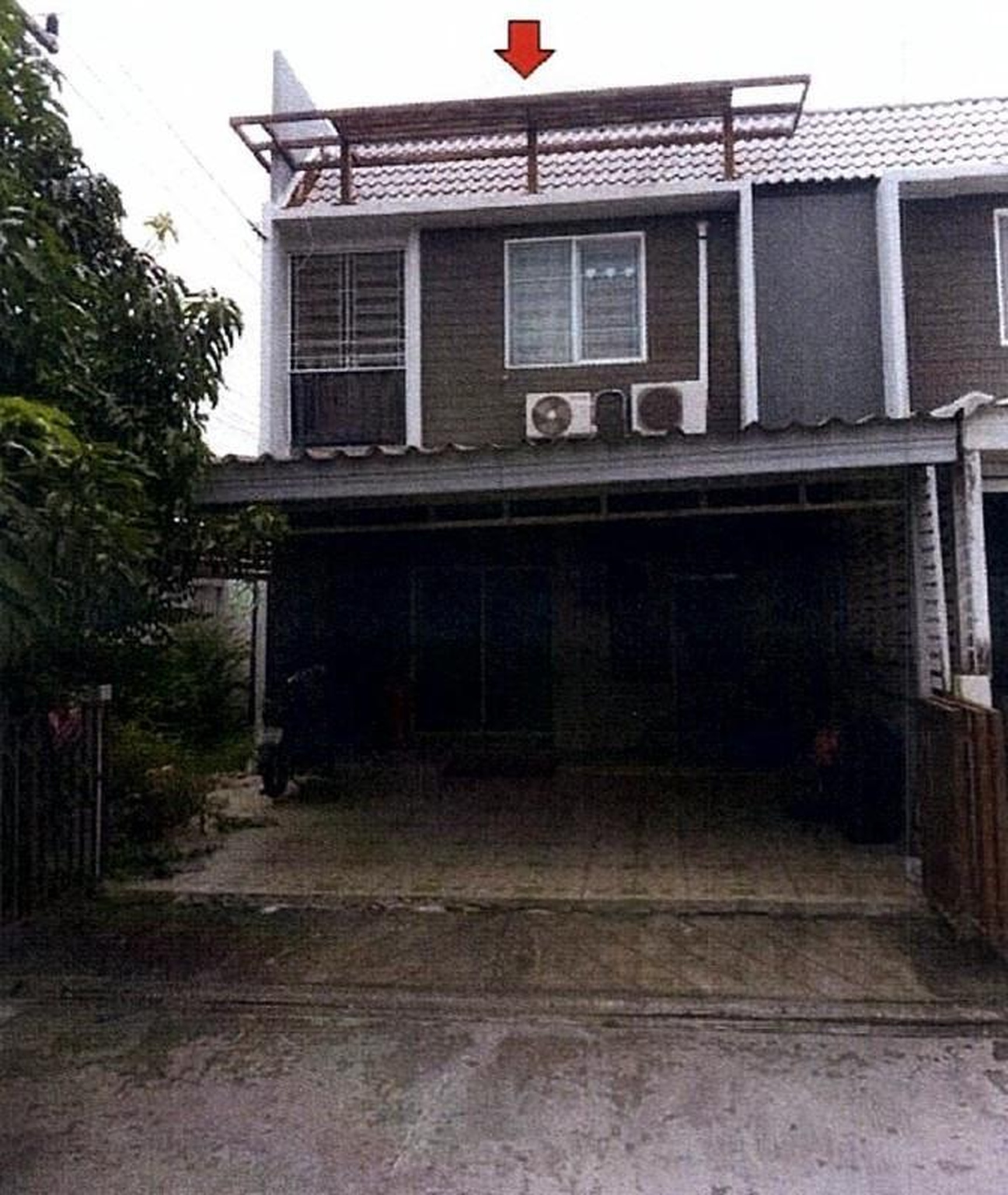 ทรัพย์สถาบันโดย GHB ทาวน์เฮาส์ อารียาเดอะคัลเลอร์