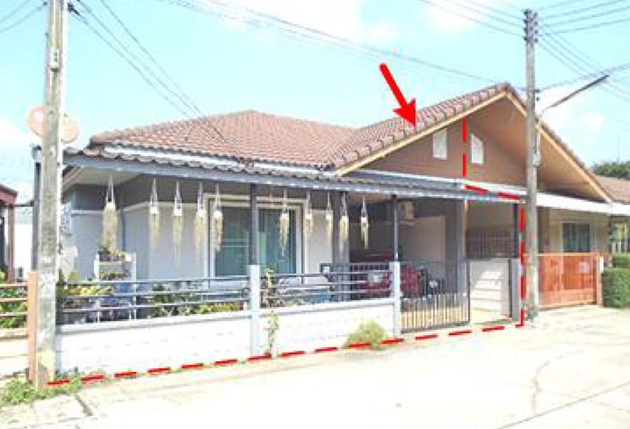 ทรัพย์สถาบันโดย GHB บ้านแฝด ซอยม.อารยา ถนนสุขุมวิท 13