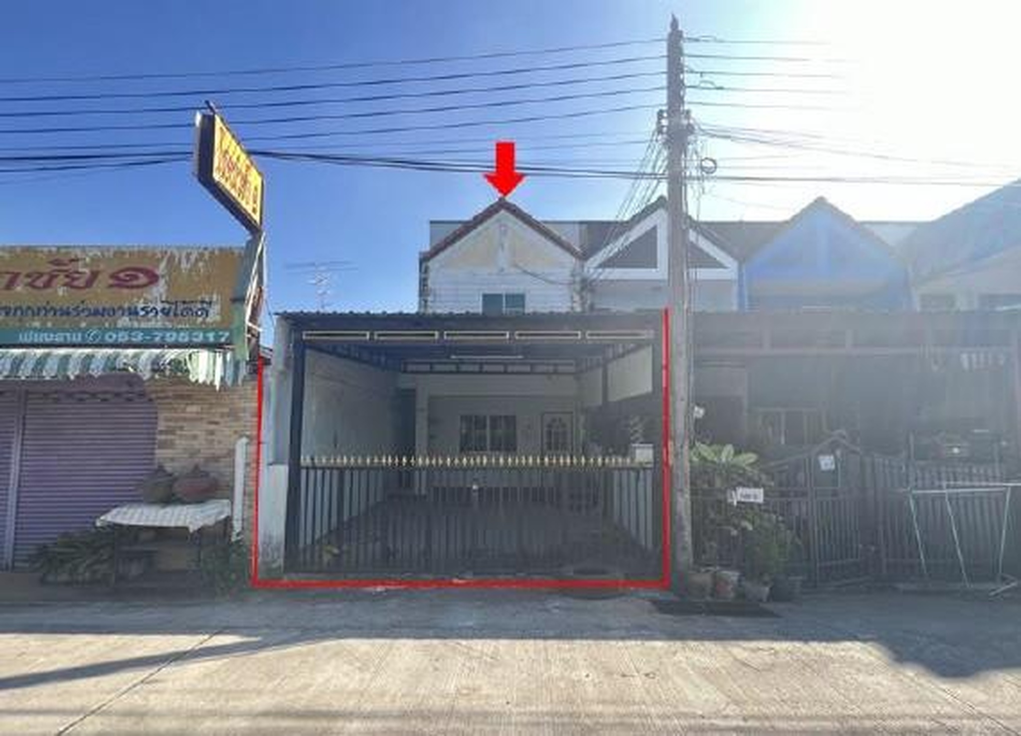 ทรัพย์สถาบันโดย GHB ทาวน์เฮาส์ ซอยบ้านแม่กวงใต้ ถนนเชียงใหม่-เชียงราย(ท