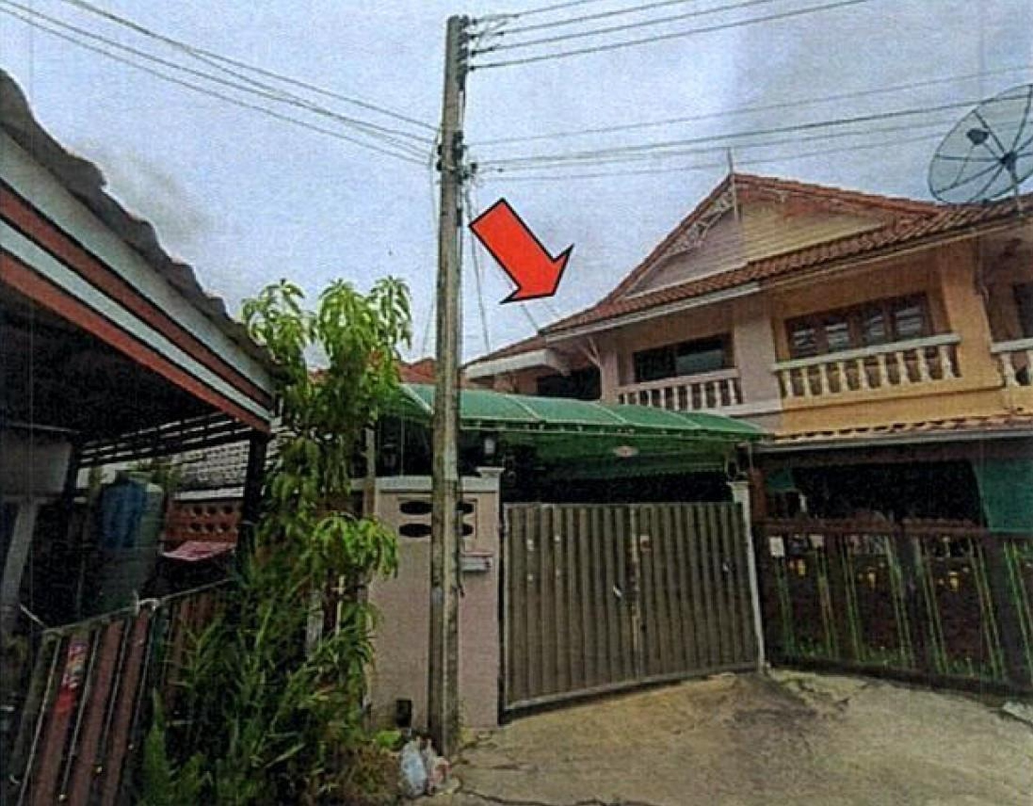 ทรัพย์สถาบันโดย GHB ทาวน์เฮาส์ พฤกษา 9
