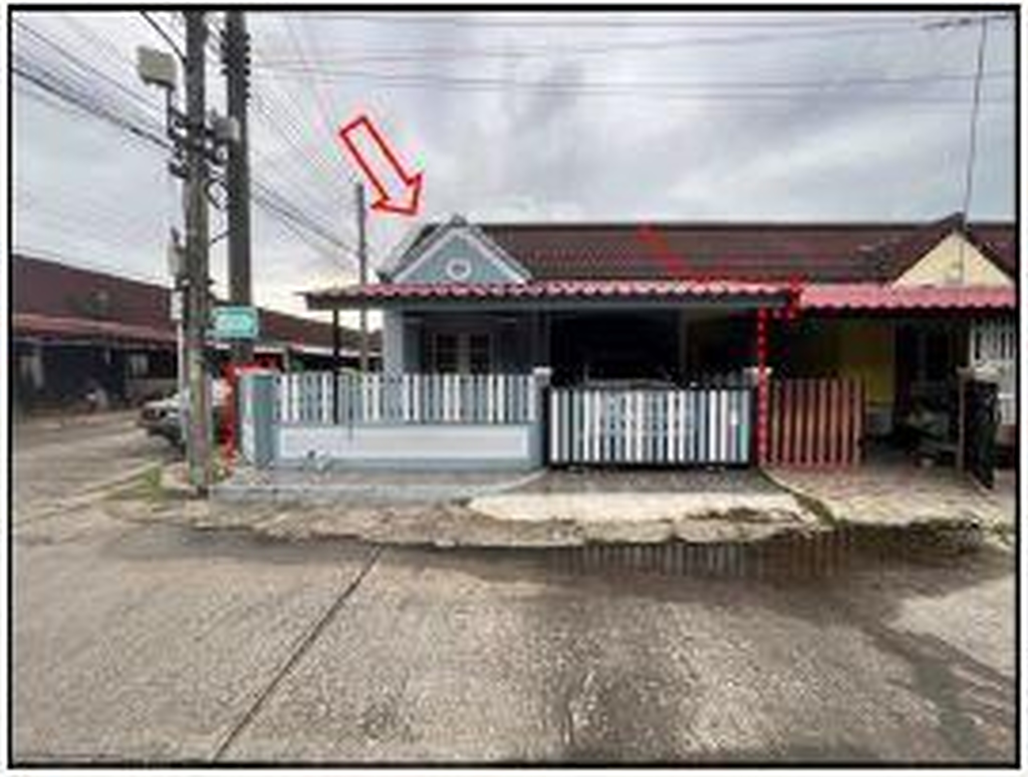 ทรัพย์สถาบันโดย GHB ทาวน์เฮาส์ ซอยถนนหมู่บ้านอิงกมล / ถนนกาญจนวนิช (ทล.4)