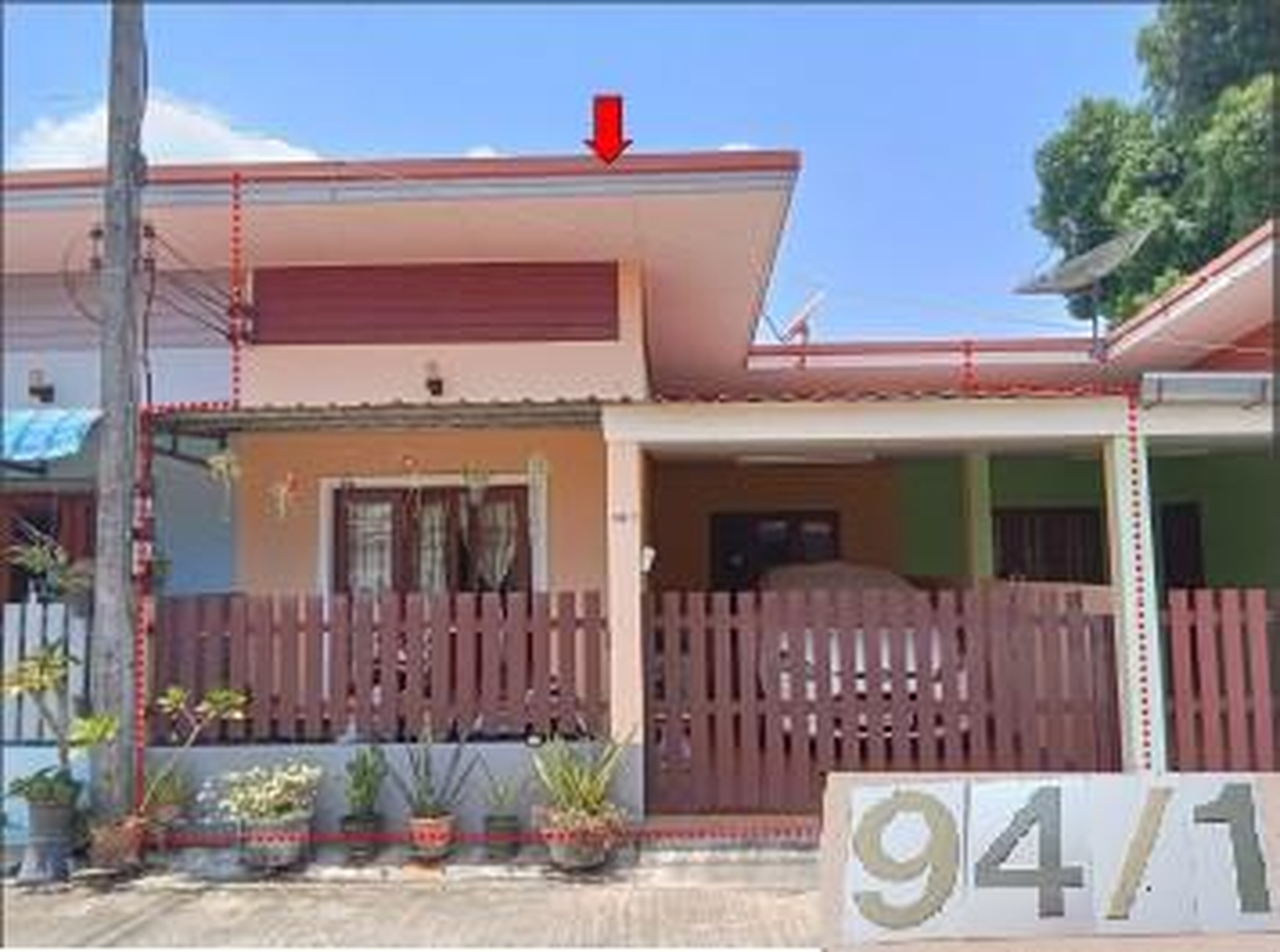 ทรัพย์สถาบันโดย GHB ทาวน์เฮาส์ ถนนพระงาม