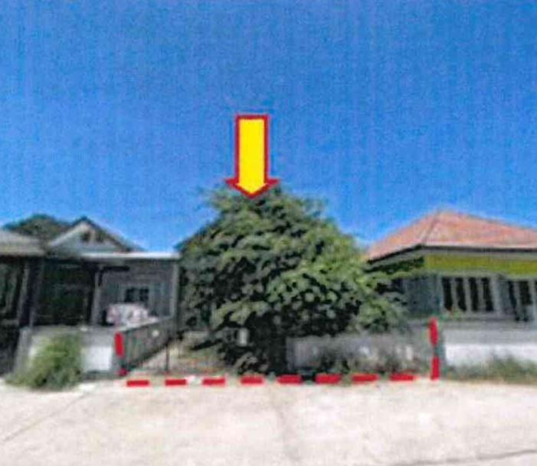 ทรัพย์สถาบันโดย GHB ทาวน์เฮาส์ ถนนหนองผักหนาม-เขาโบสถ์