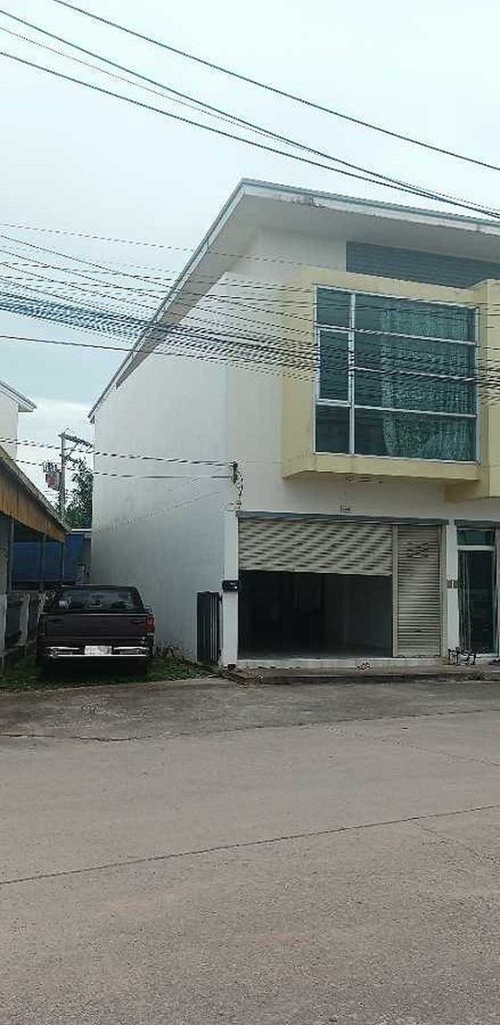 ทรัพย์สถาบันโดย GHB ตึกแถว-อาคารพาณิชย์ เมืองสุราษฎร์ธานี สุราษฎร์ธานี