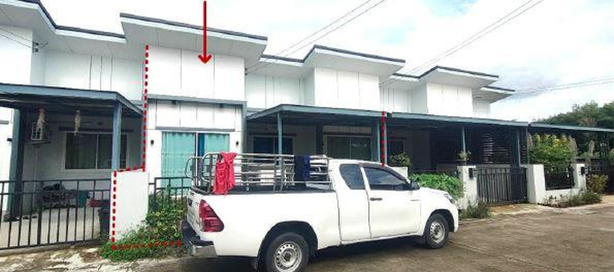 ทรัพย์สถาบันโดย GHB ทาวน์เฮาส์ ซอยหมู่บ้านริโอทาวน์ ถนนสุขุมวิท-ปลวกแดง(ทล.