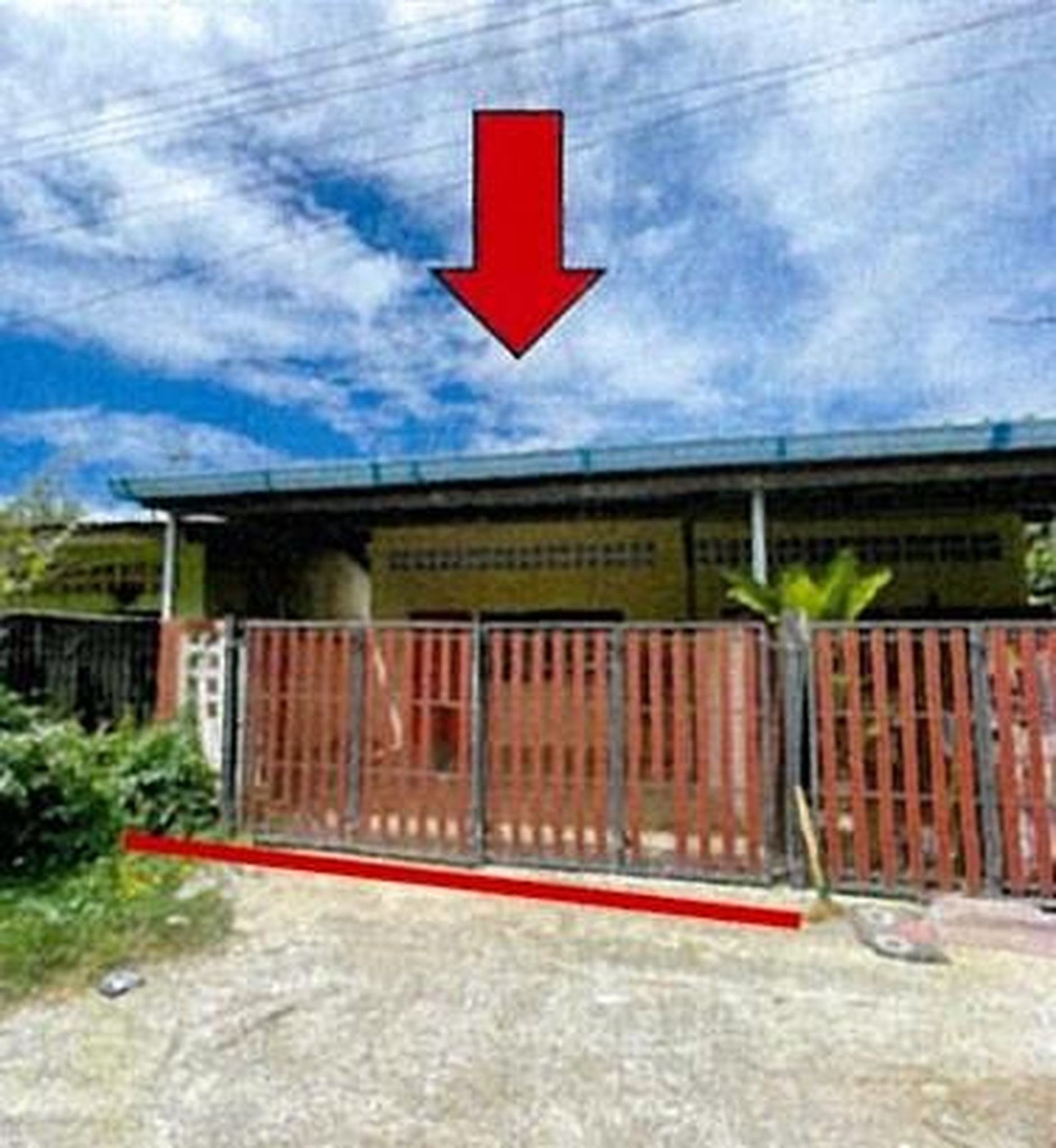 ทรัพย์สถาบันโดย GHB บ้านแฝด ถนนหน้าอนามัย