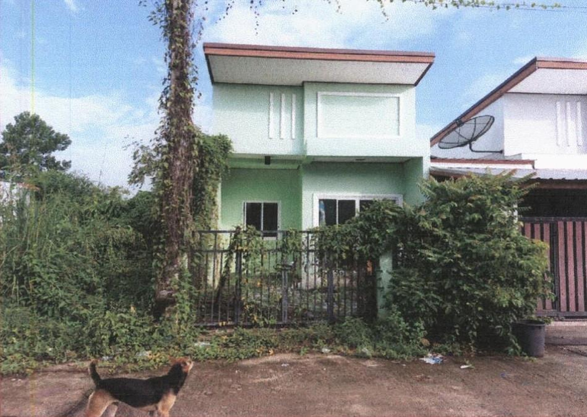 ทรัพย์สถาบันโดย GHB บ้านแฝด ซอยซ.หมู่บ้านแสนสุข/ซ.ไ ถนนเทศบาล 49