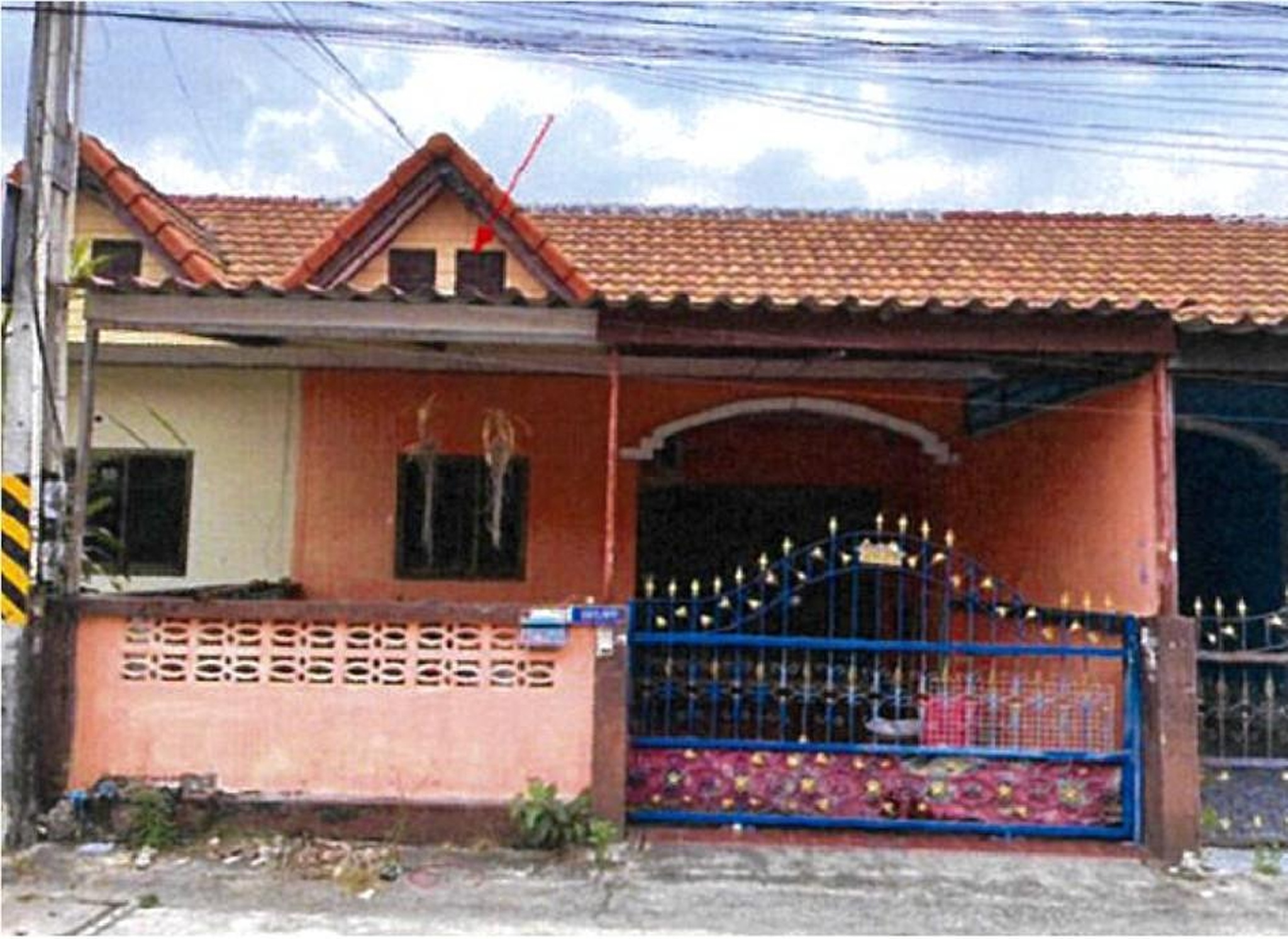 ทรัพย์สถาบันโดย GHB ทาวน์เฮาส์ ซอยม.ภูวรินทร์ ถนนอ่าวอุดม-ปากร่วม