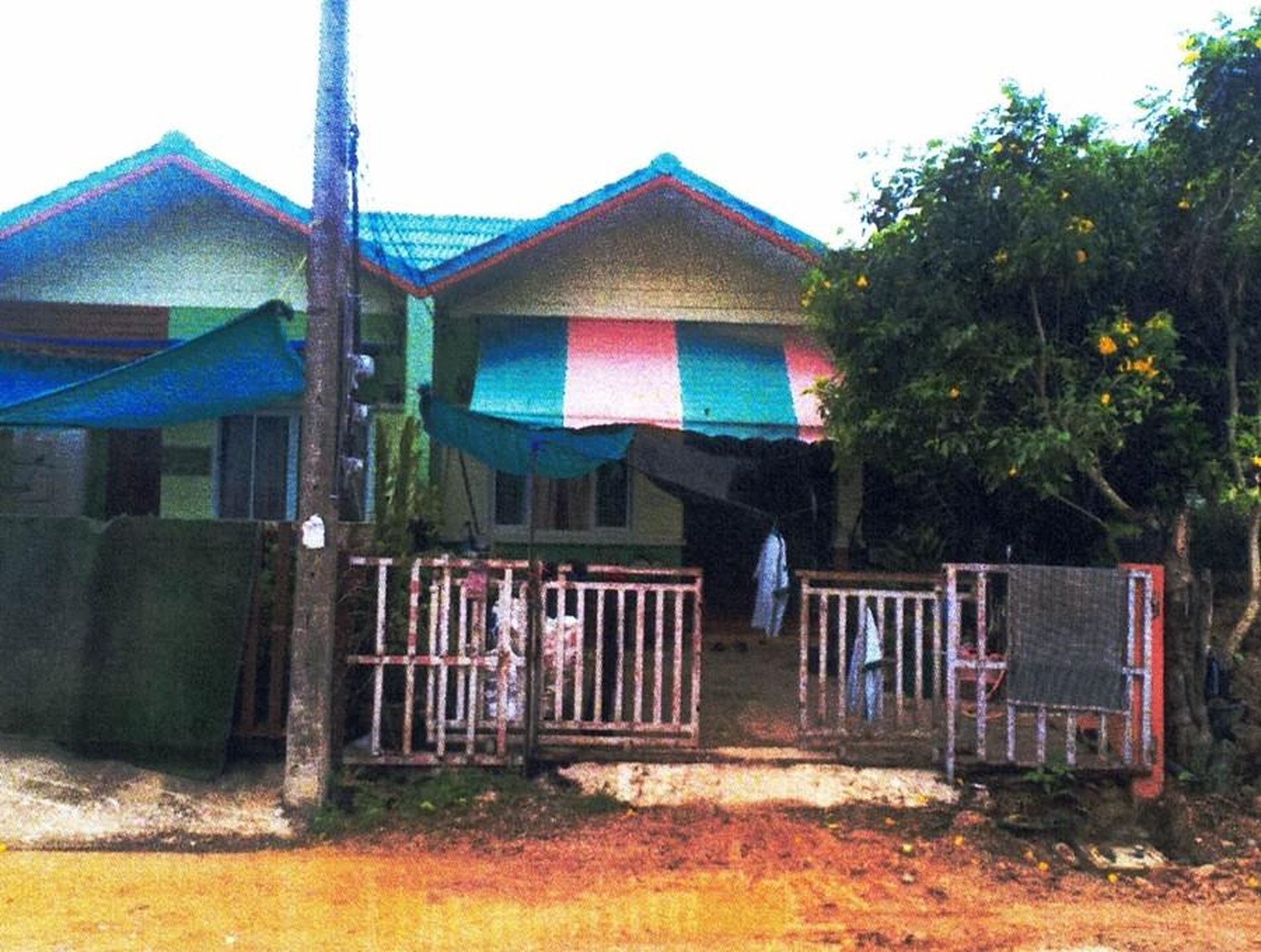 ทรัพย์สถาบันโดย GHB ทาวน์เฮาส์ ซอยถนนชลคราม ซอย 5 ถนนหน้าเมือง 1