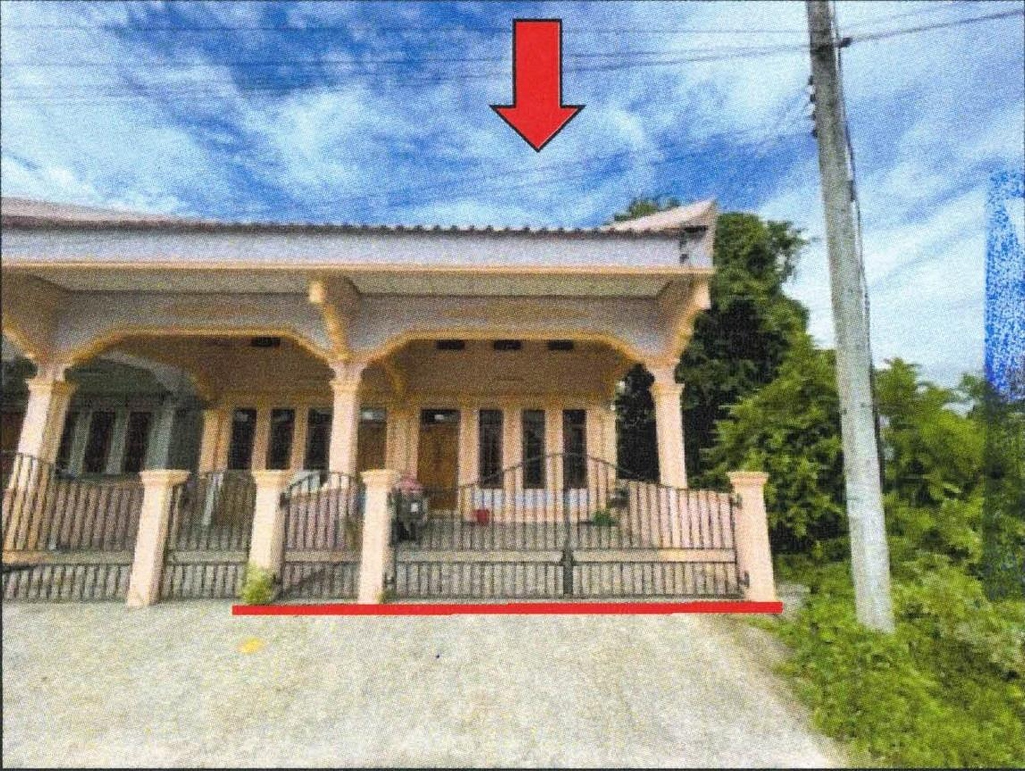 ทรัพย์สถาบันโดย GHB บ้านแฝด ถนนลักษมาณ