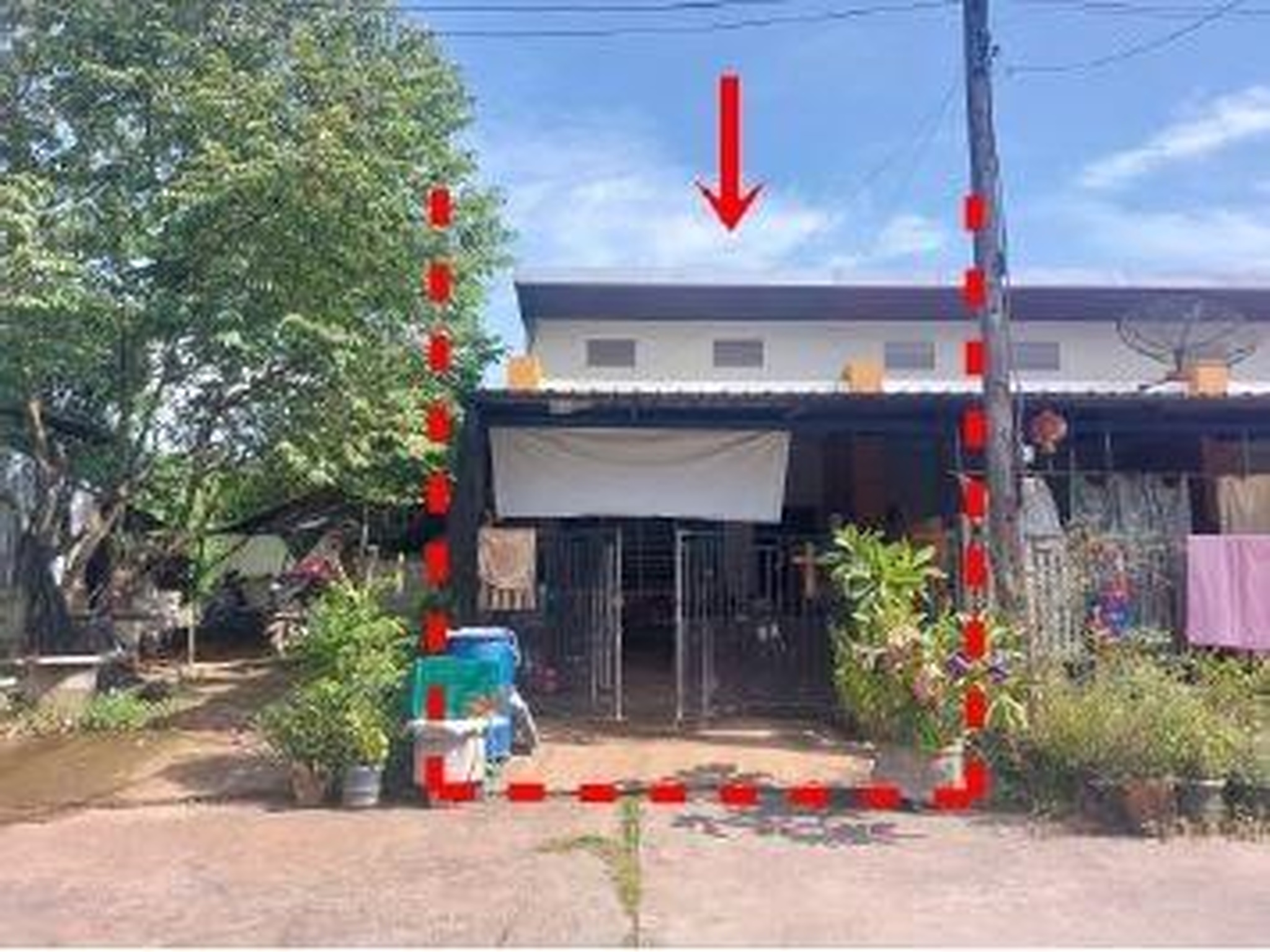 ทรัพย์สถาบันโดย GHB ทาวน์เฮาส์ ถนนกาญจนวานิช (ทล.4)