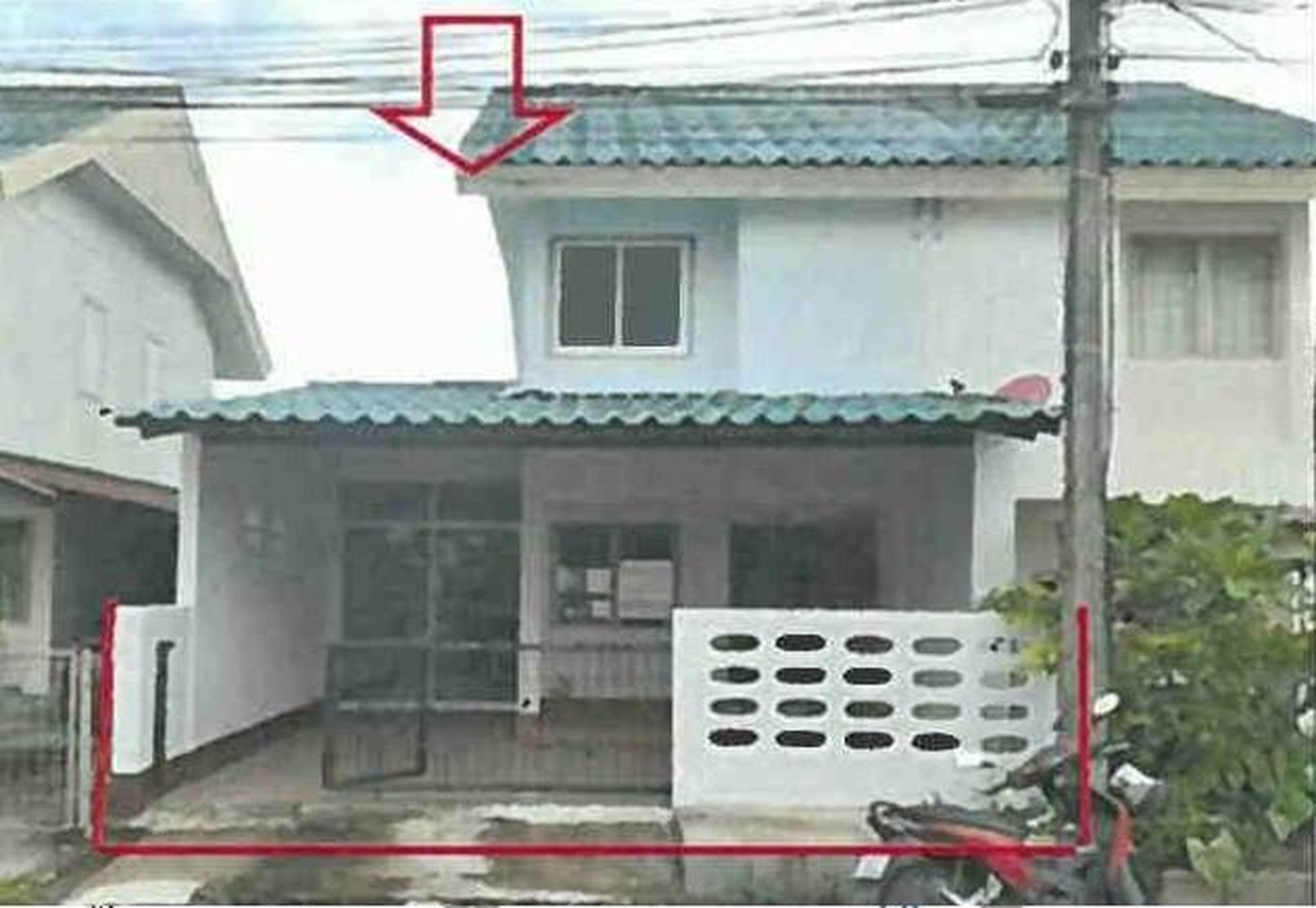 ทรัพย์สถาบันโดย GHB บ้านแฝด ซอยหมู่บ้านเอื้ออาทร ถนนสายโรงอิฐเก่า-บ้านเข