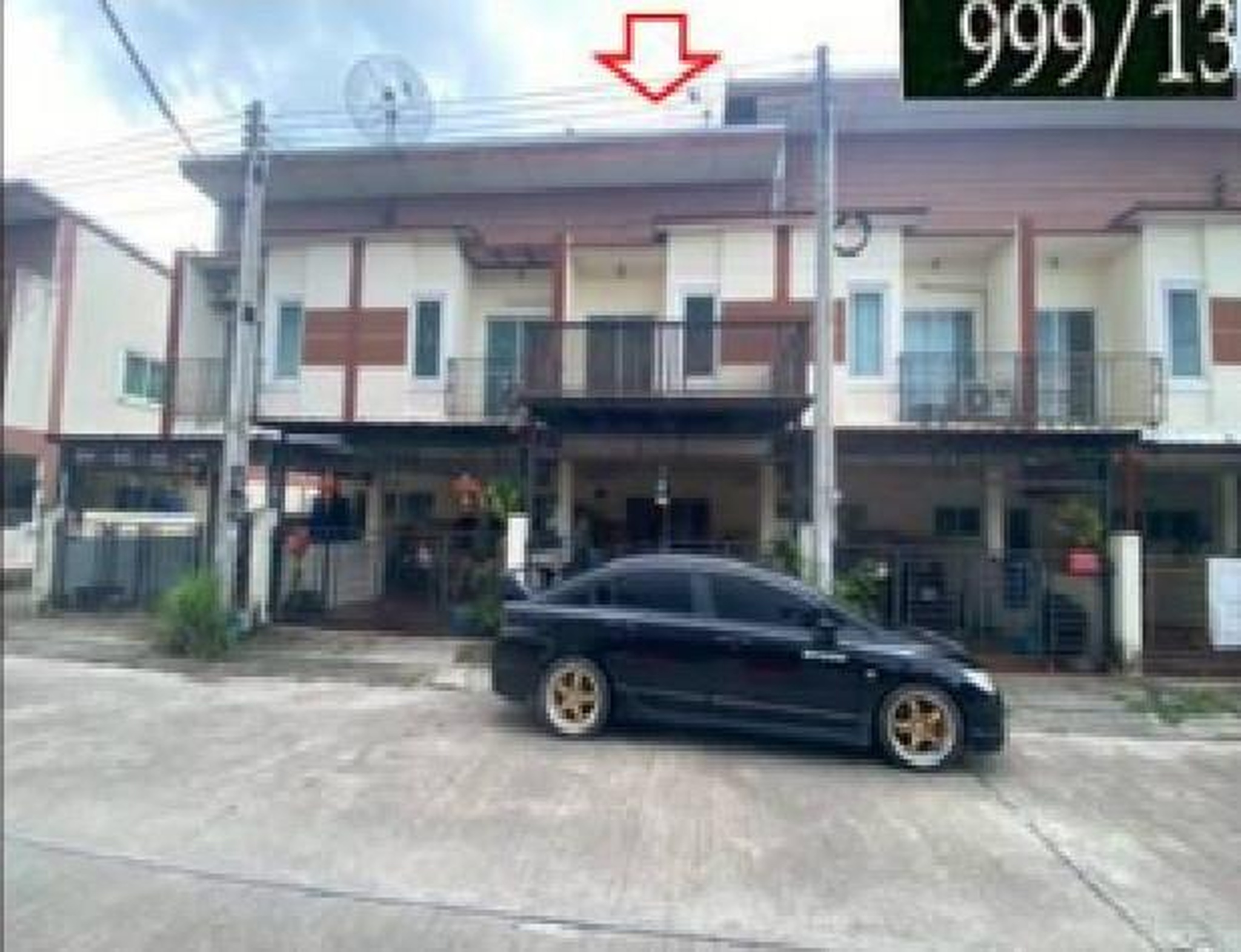 ทรัพย์สถาบันโดย GHB ทาวน์เฮาส์ 9999วิลเลจ
