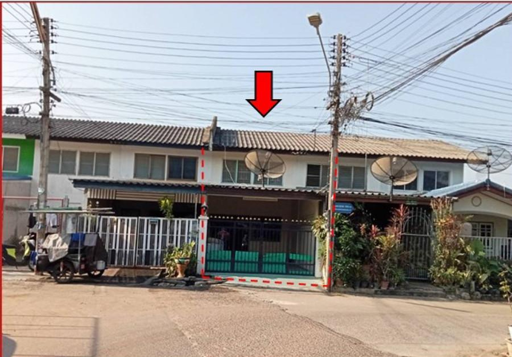 ทรัพย์สถาบันโดย GHB ทาวน์เฮาส์ ซอยม.การเคหะ/ซอย 22 ถนนเลียบคลองส่งน้ำ