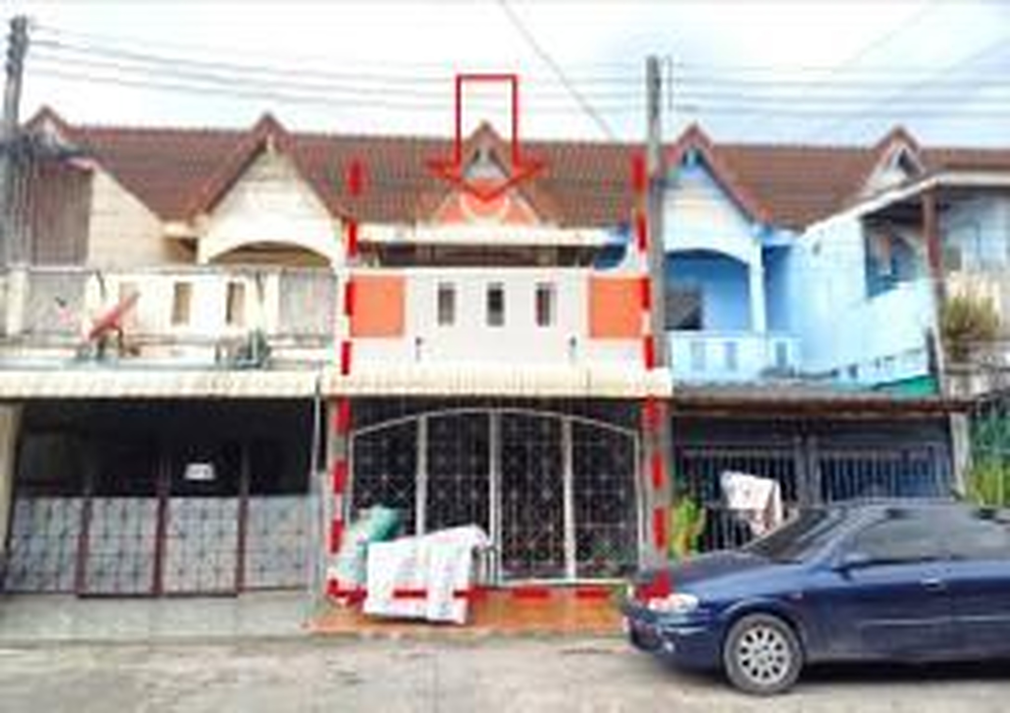 ทรัพย์สถาบันโดย GHB ทาวน์เฮาส์ ซอยหมู่บ้าน ปรีดิ์เปรม ถนนชลประทาน????