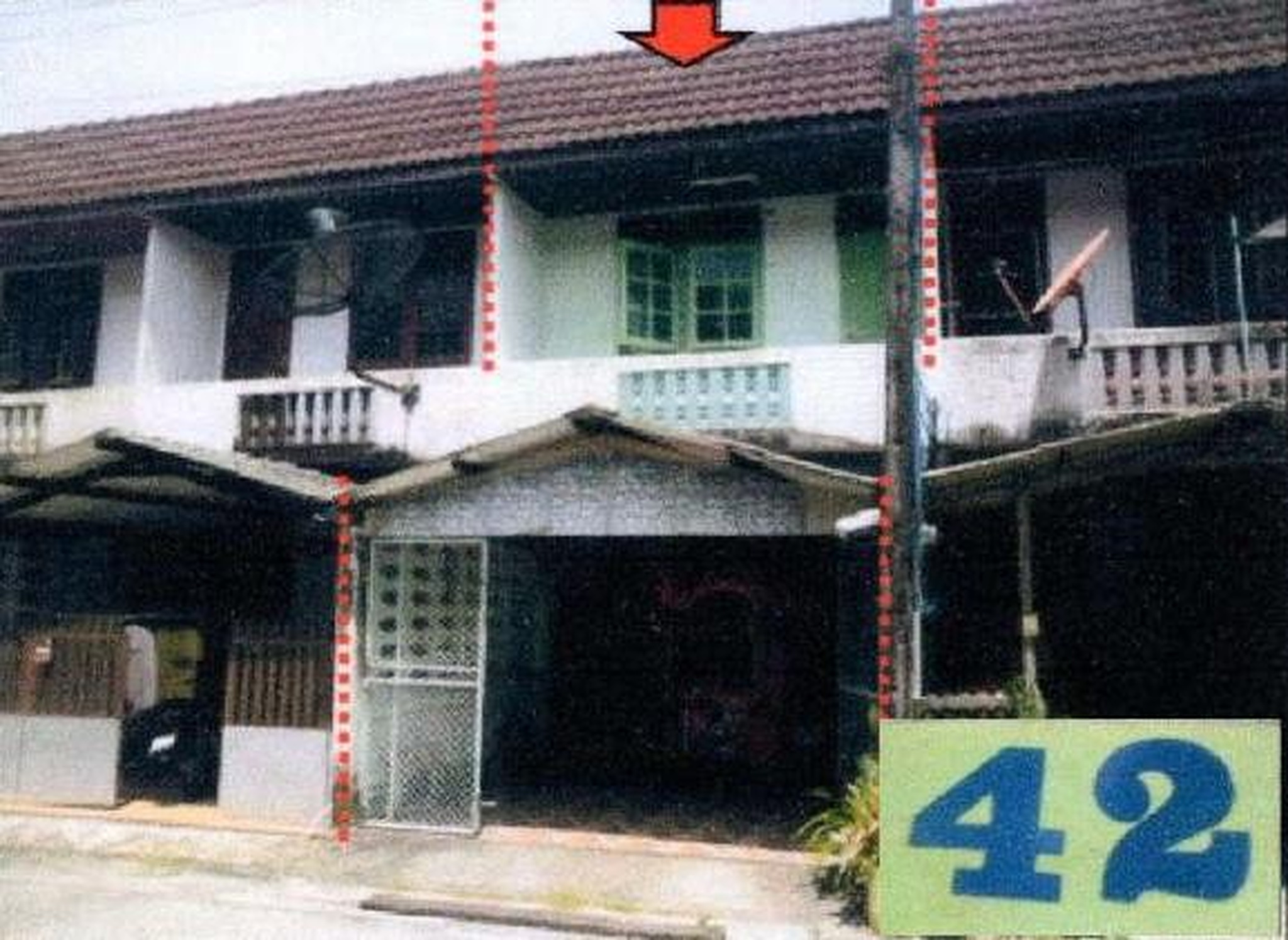 ทรัพย์สถาบันโดย GHB ทาวน์เฮาส์ ไม่มีขื่อ