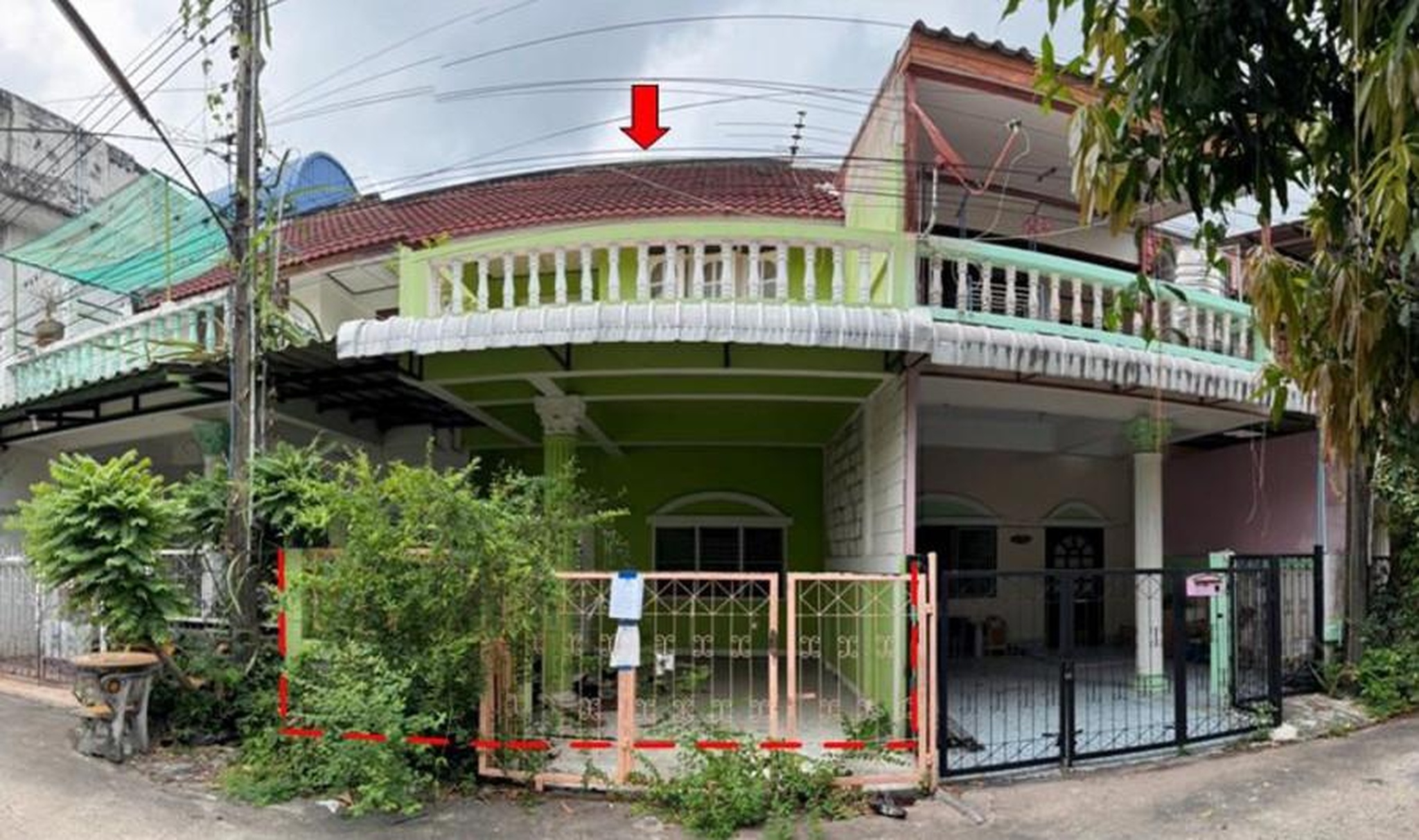 ทรัพย์สถาบันโดย GHB ทาวน์เฮาส์ ถนนสุขุมวิท(ทล.3)/ถ.อนุ