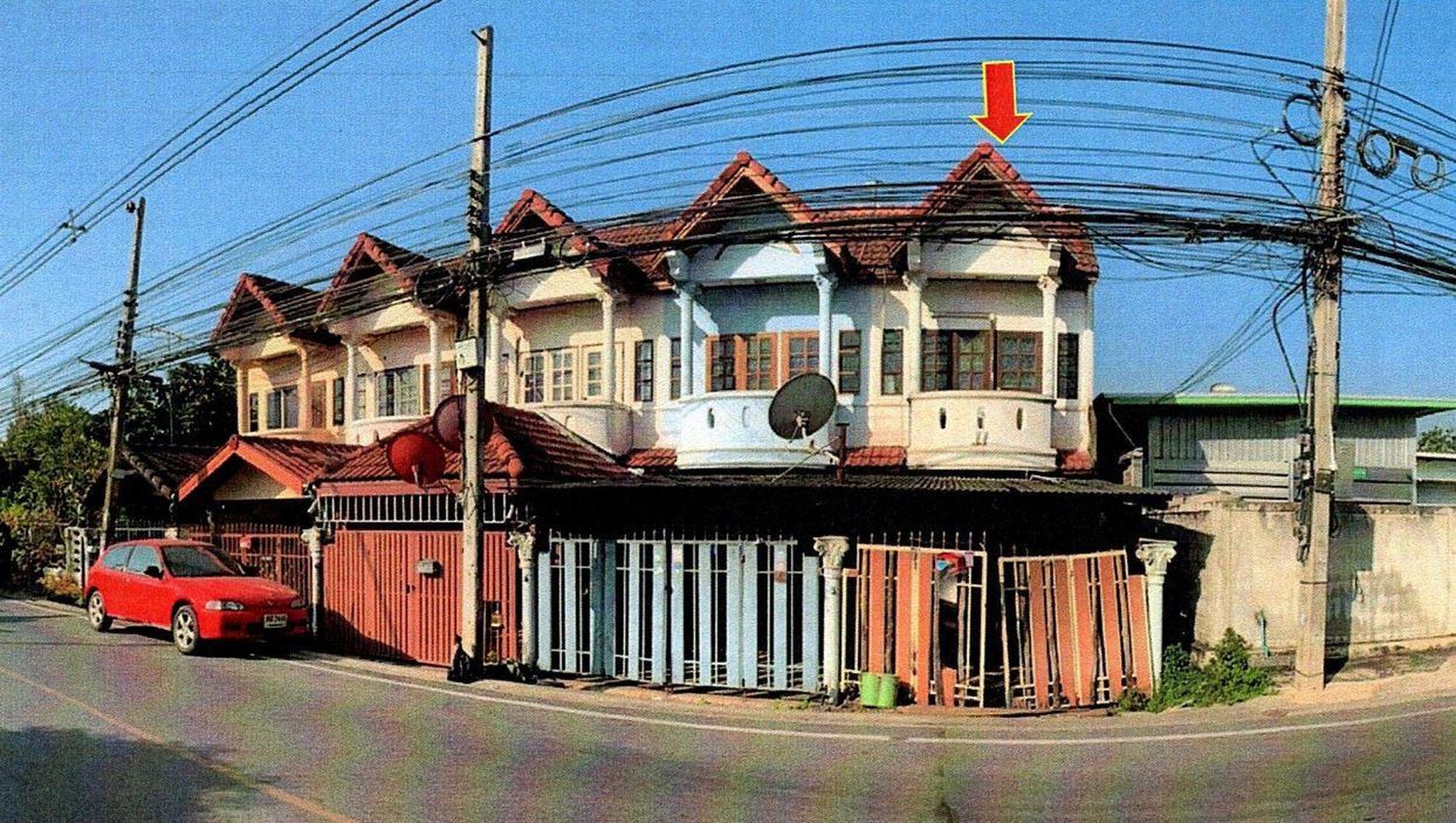 ทรัพย์สถาบันโดย GHB ทาวน์เฮาส์ ซอยชุมชนลำภู ถนนรังสิต-นครนายก