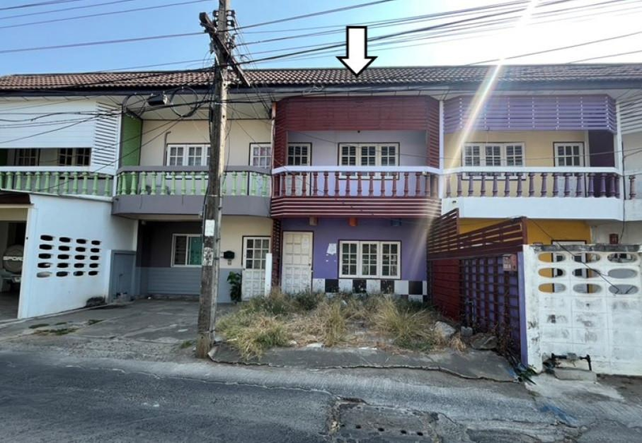 ทรัพย์สถาบันโดย GHB ทาวน์เฮาส์ ซอยมณีวรรณ ถนนจิระ