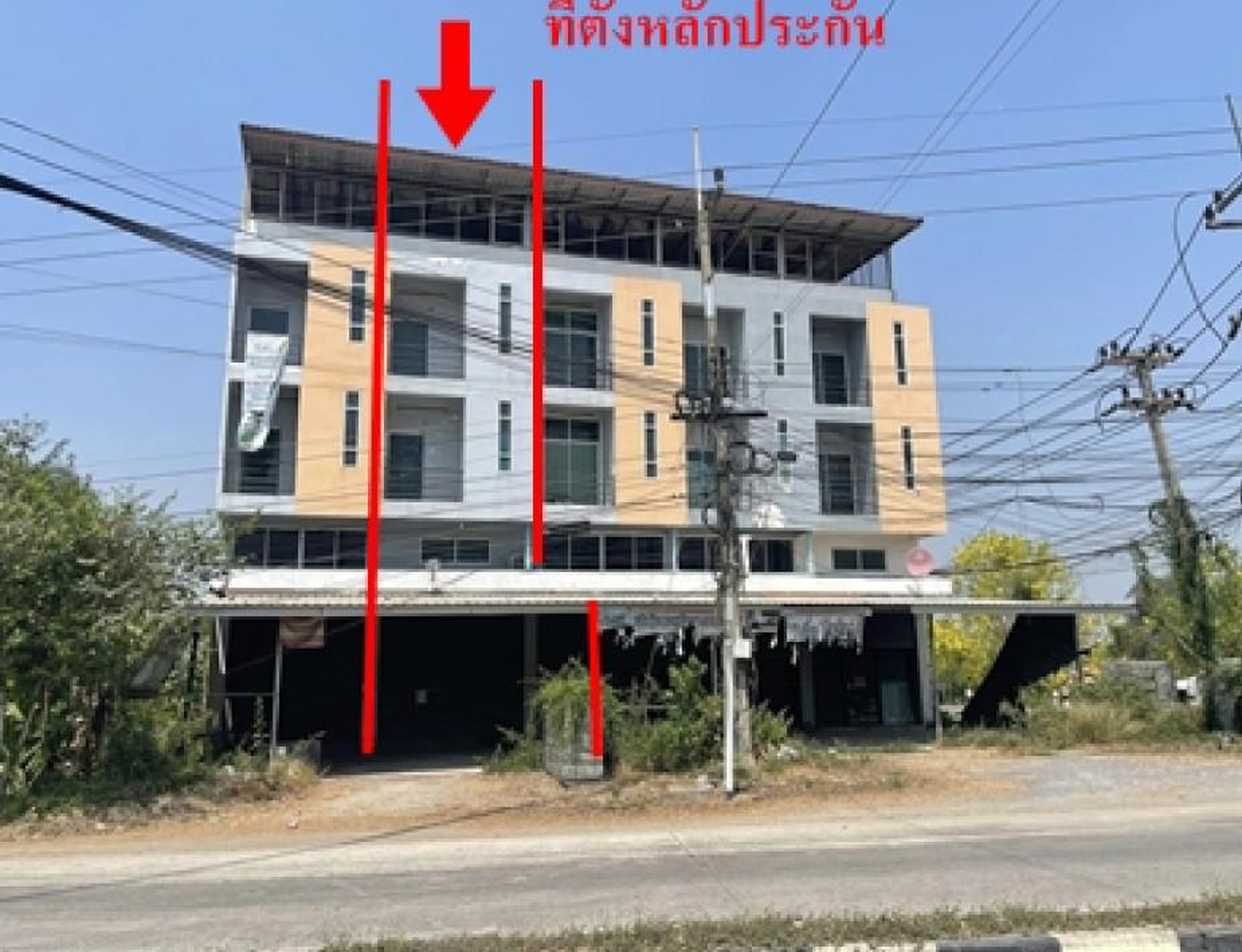 ทรัพย์สถาบันโดย GHB ตึกแถว-อาคารพาณิชย์ ถนนภาชี-นครหลวง(ทล.3063
