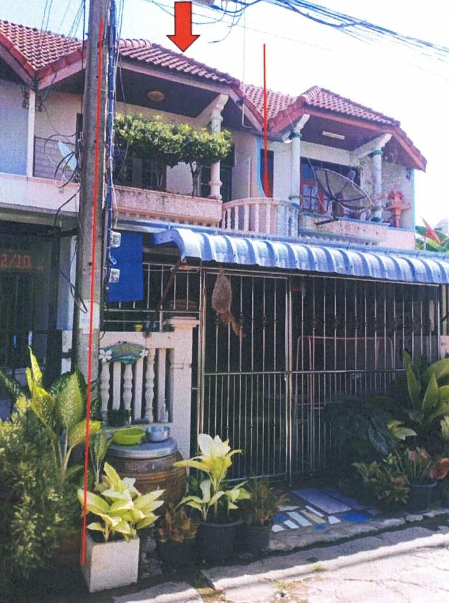 ทรัพย์สถาบันโดย GHB ทาวน์เฮาส์ ถนนเทพสุรินทร์