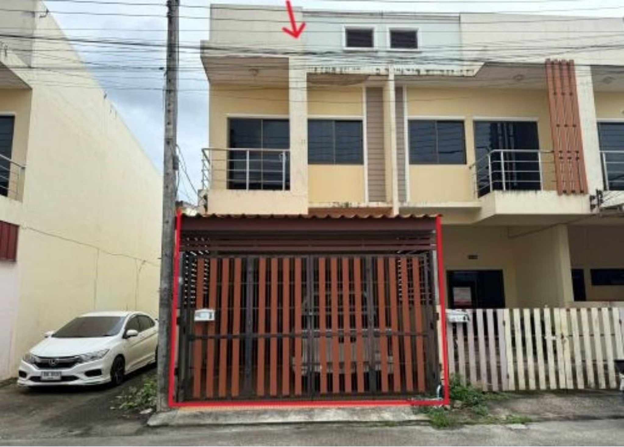 ทรัพย์สถาบันโดย GHB ทาวน์เฮาส์ ซอยประชาชื่น1ซ.2 ถนนประชาชื่น1