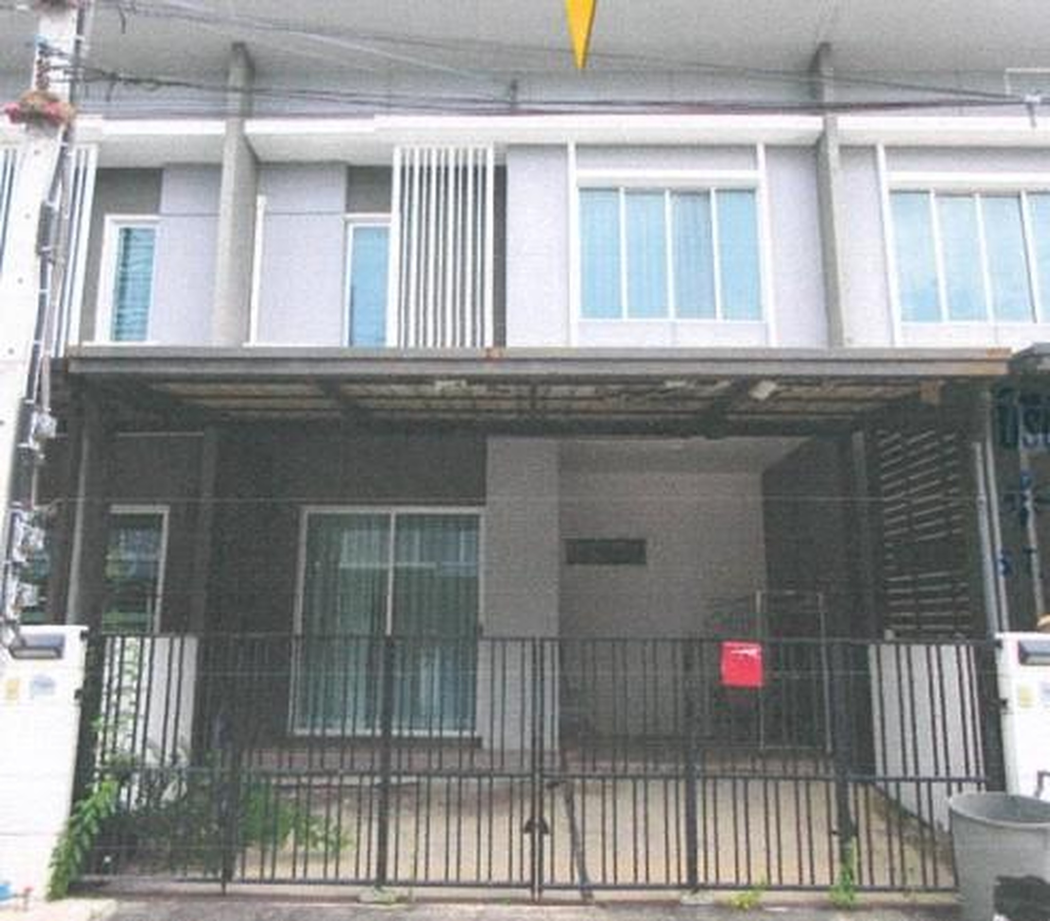 ทรัพย์สถาบันโดย GHB ทาวน์เฮาส์ พฤกษาวิลล์ลาดกระบัง-ประชาพัฒนา