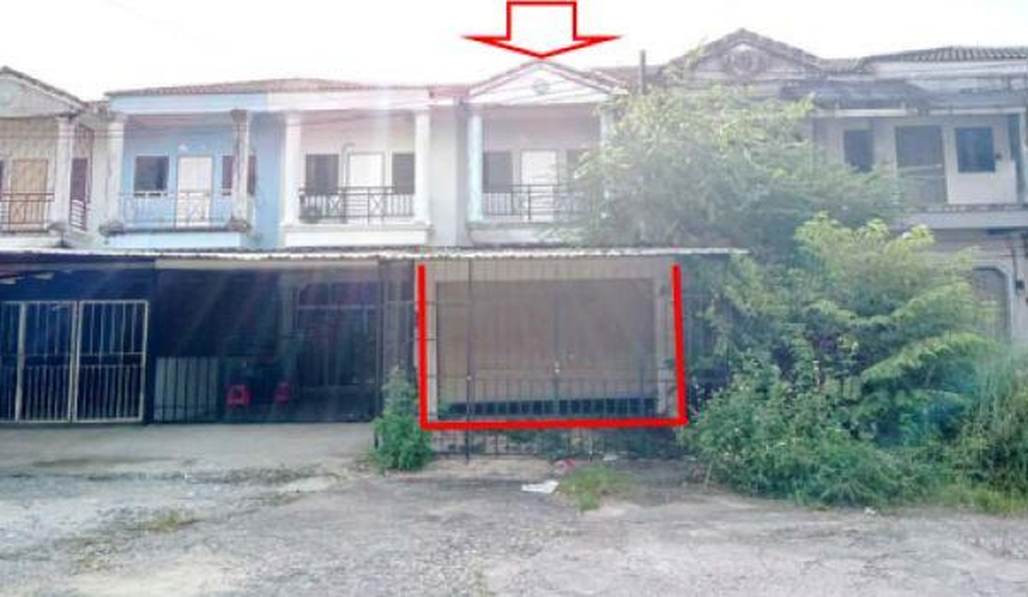 ทรัพย์สถาบันโดย GHB ทาวน์เฮาส์ ถนนรพช.สายบ้านหน้าควนลั