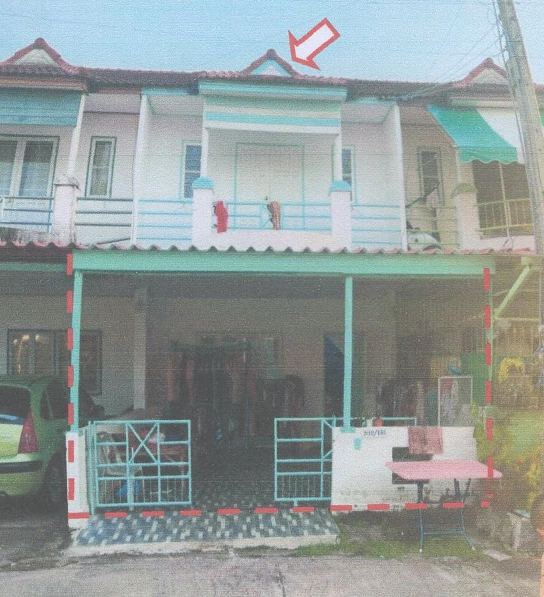 ทรัพย์สถาบันโดย GHB บ้านแฝด ถนนสุขุมวิท