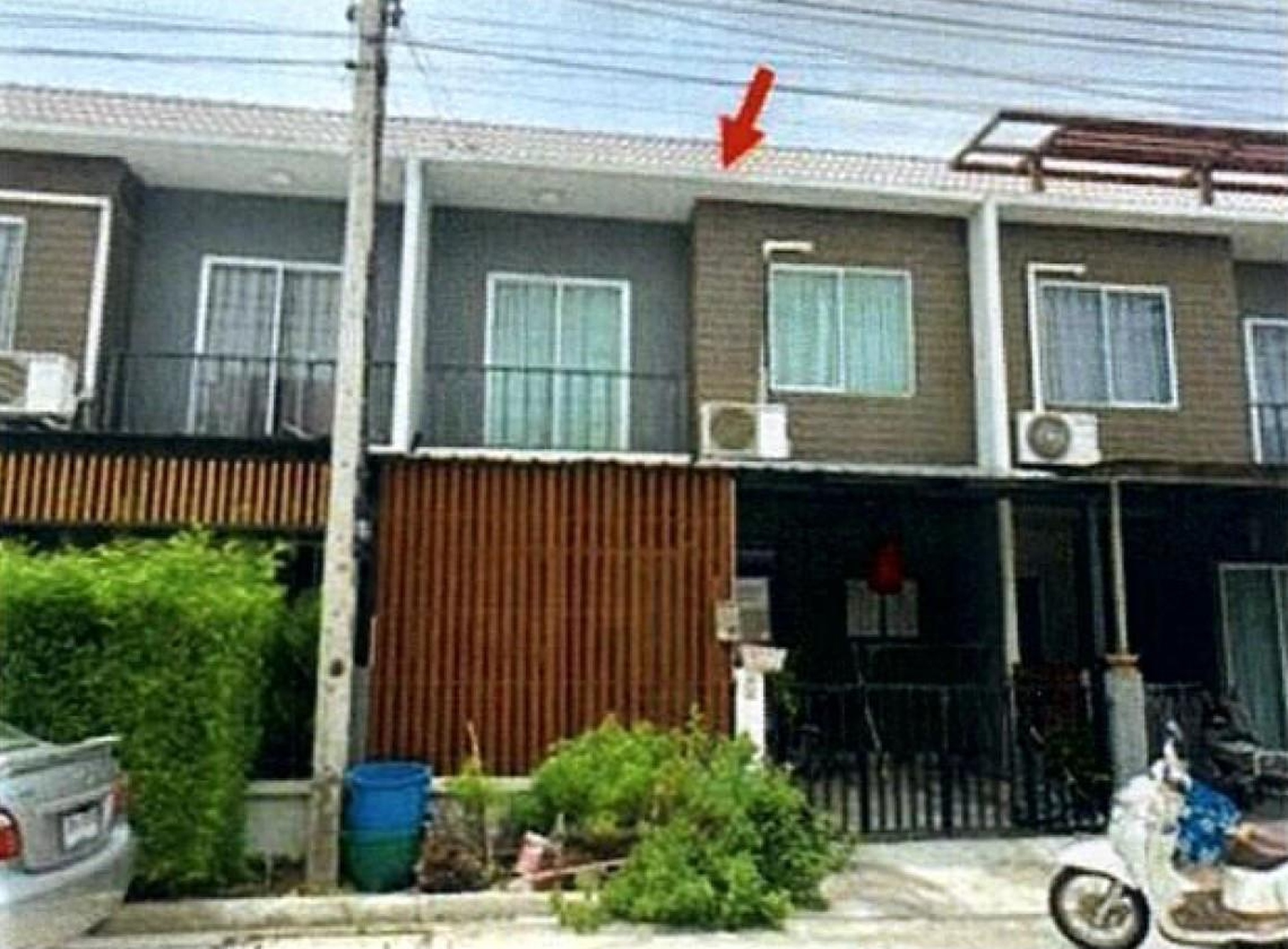 ทรัพย์สถาบันโดย GHB ทาวน์เฮาส์ เดอะคัลเลอร์รังสิต-คลอง 4