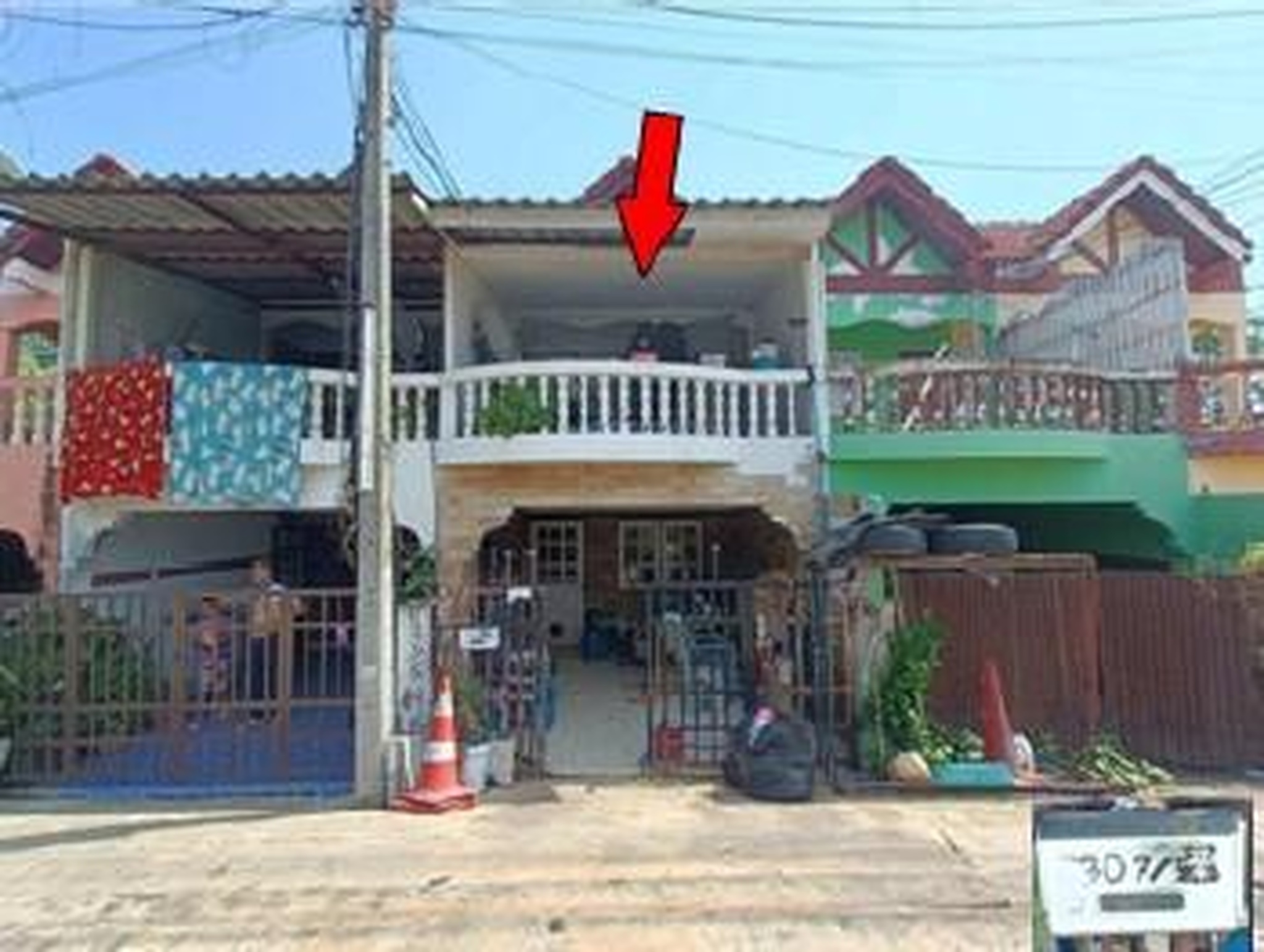 ทรัพย์สถาบันโดย GHB ทาวน์เฮาส์ ถนนเจ้าลาย