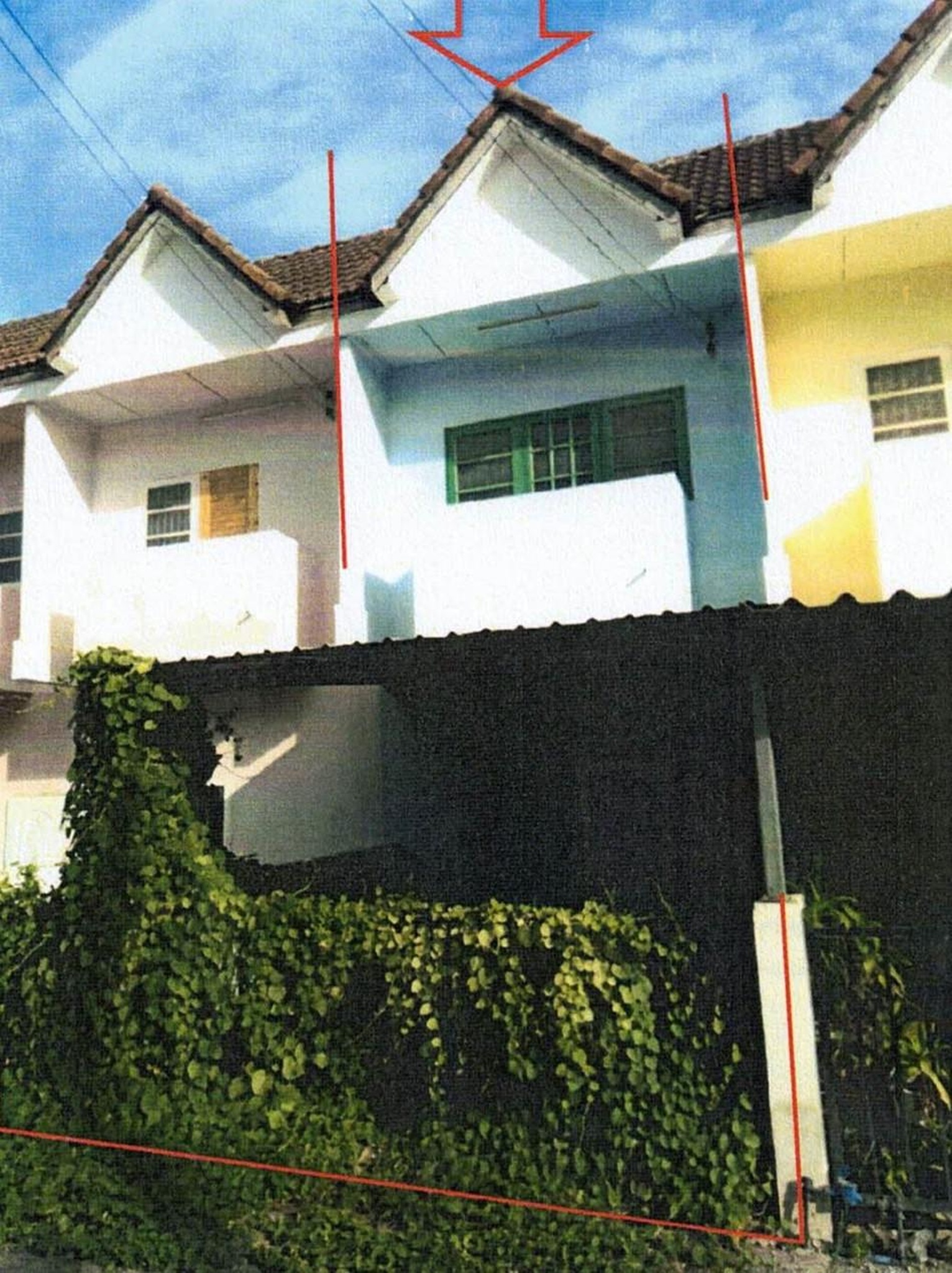 ทรัพย์สถาบันโดย GHB ทาวน์เฮาส์ ซอยหมู่บ้านไม่มีชื่อ ถนนแสงชูโต (ทล.323)