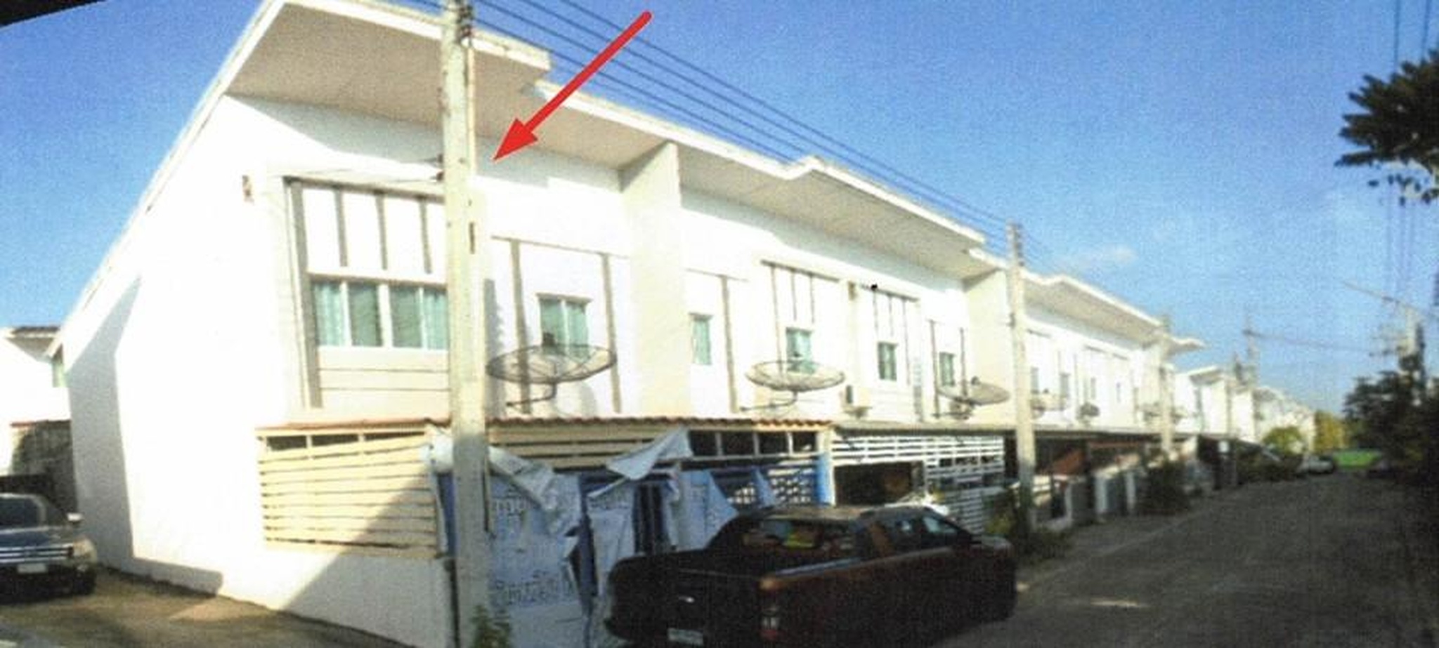ทรัพย์สถาบันโดย GHB ทาวน์เฮาส์ ซอยไลโอนอฟ ถนนปลวกแดง-วังตาผิน