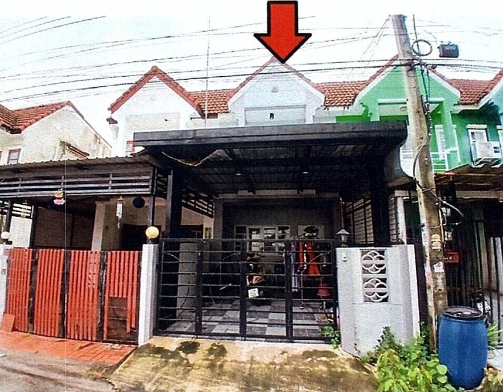 ทรัพย์สถาบันโดย GHB ทาวน์เฮาส์ ลลิษา