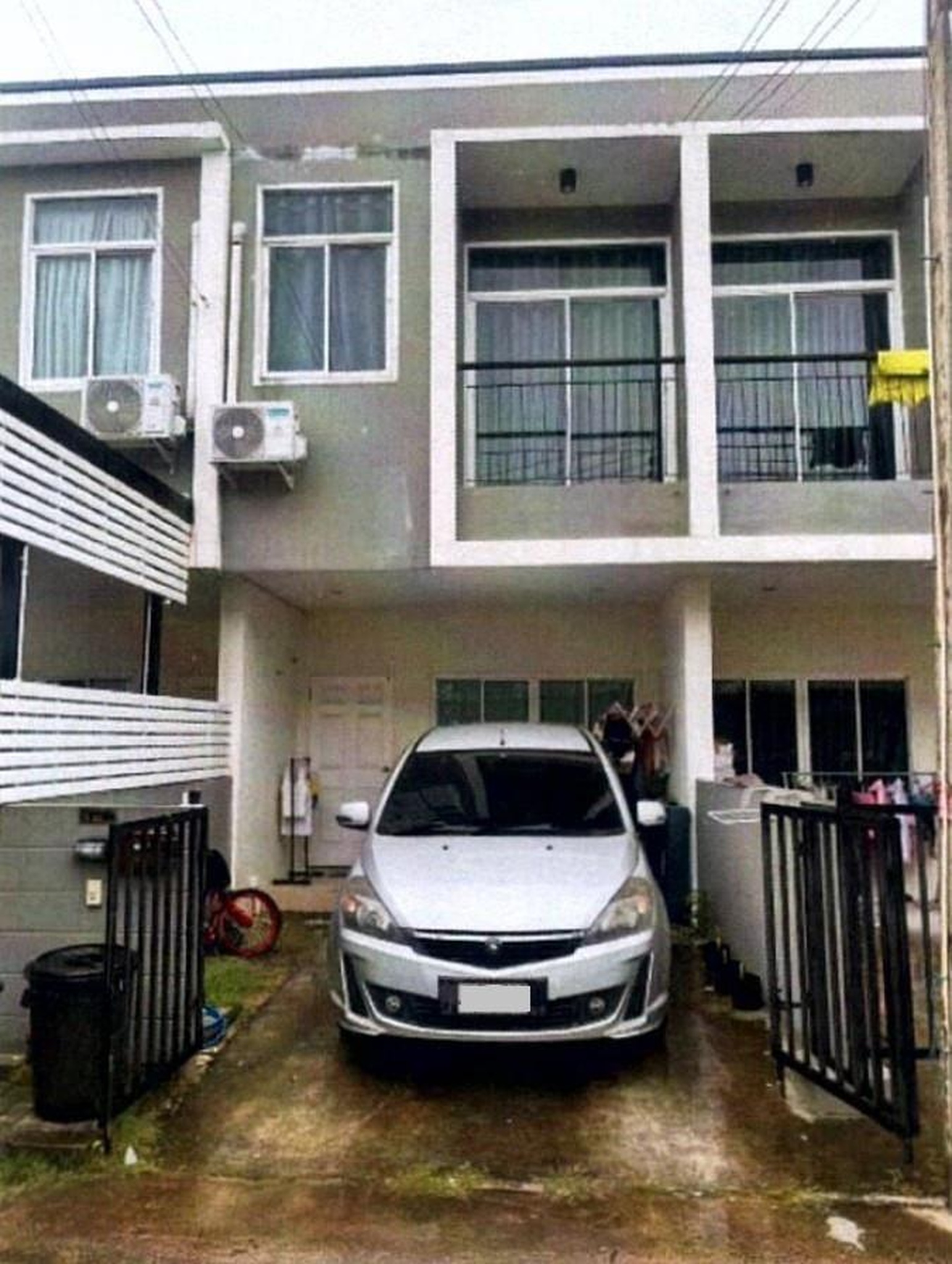 ทรัพย์สถาบันโดย GHB ทาวน์เฮาส์ ณราธร
