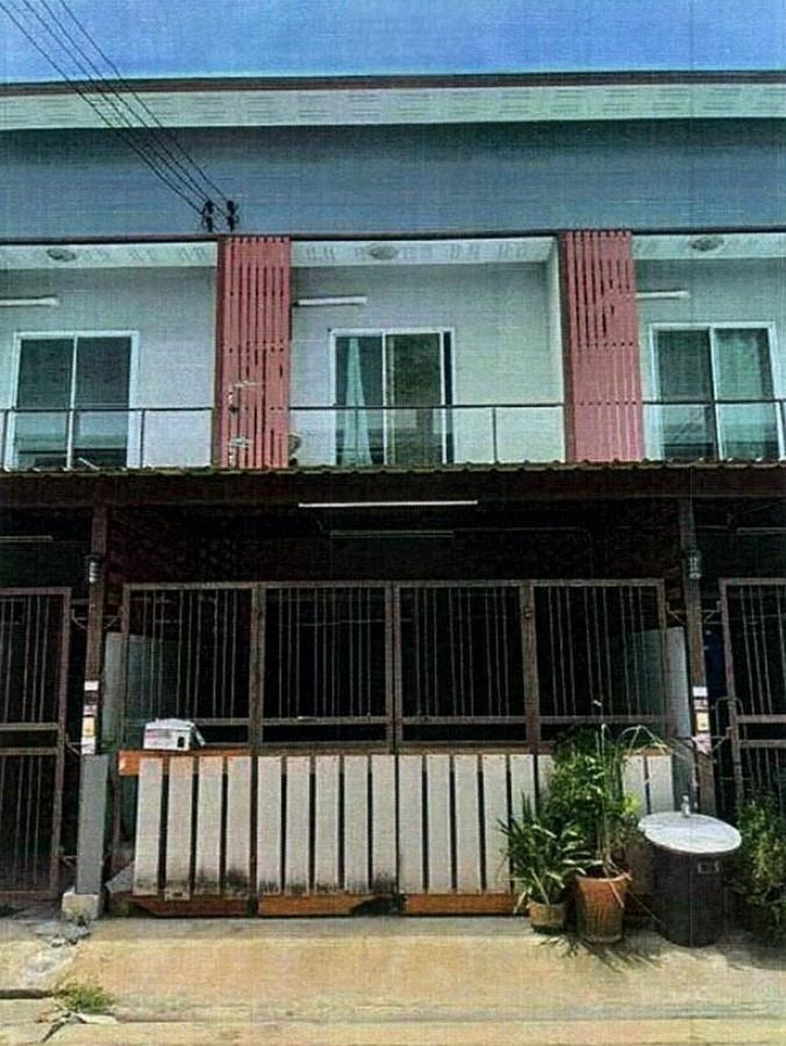 ทรัพย์สถาบันโดย GHB ทาวน์เฮาส์ ฉัตรไพลิน