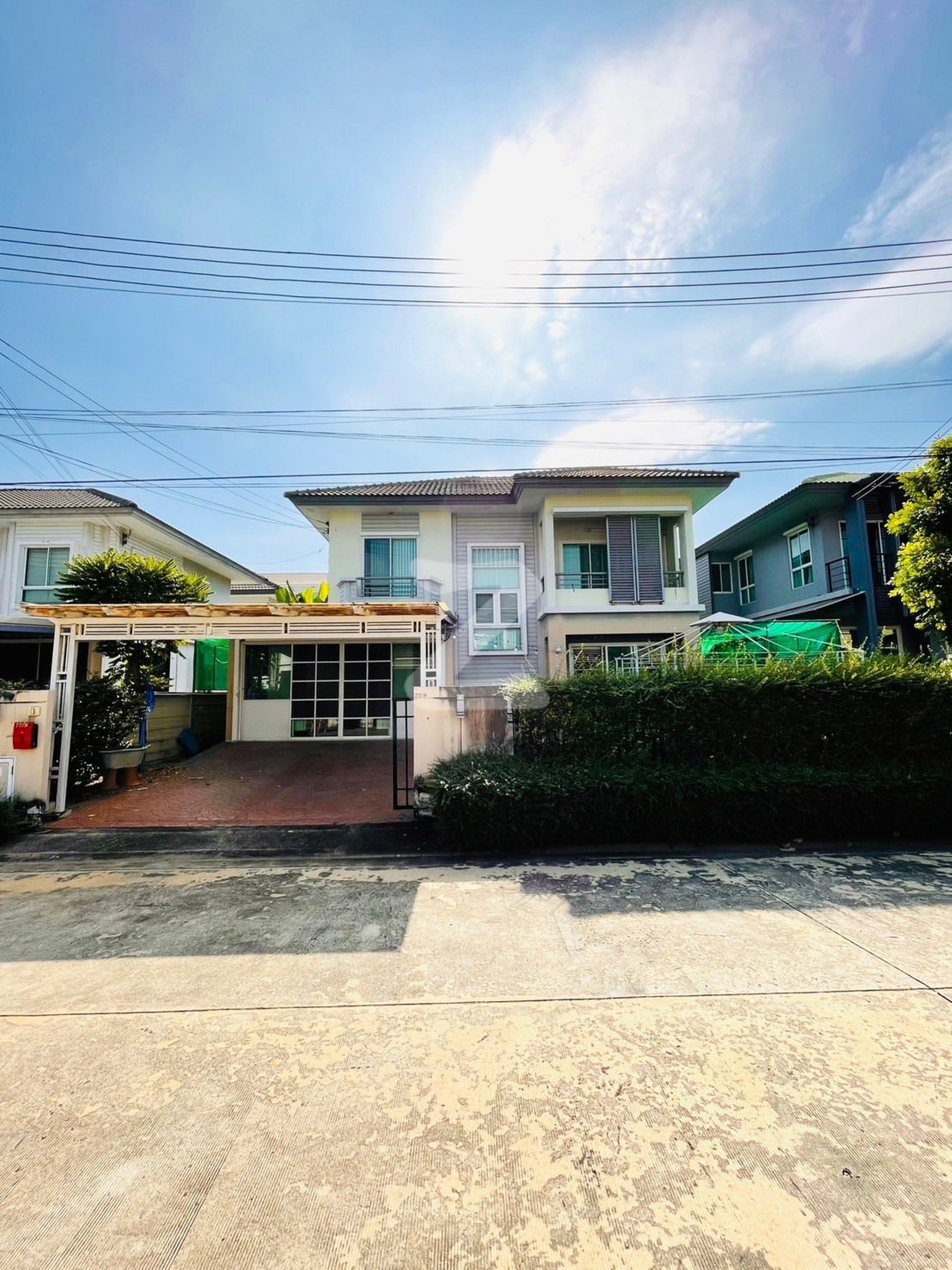 📣ขายบ้านครับเจ้าของขายเอง 🏠โครงการหมู่บ้าน พฤกษาซินเนอรี่ มหาชัย สมุทรสาคร ถนนเอกชัย เนื้อที่ 58 ตรว. บ้านเดี่ยว 2 ชั้น 2 ห้องนอน 2 ห้องน้ำ จอดรถได้ : เจ้าของขายเอง (งดรับนายหน้า)