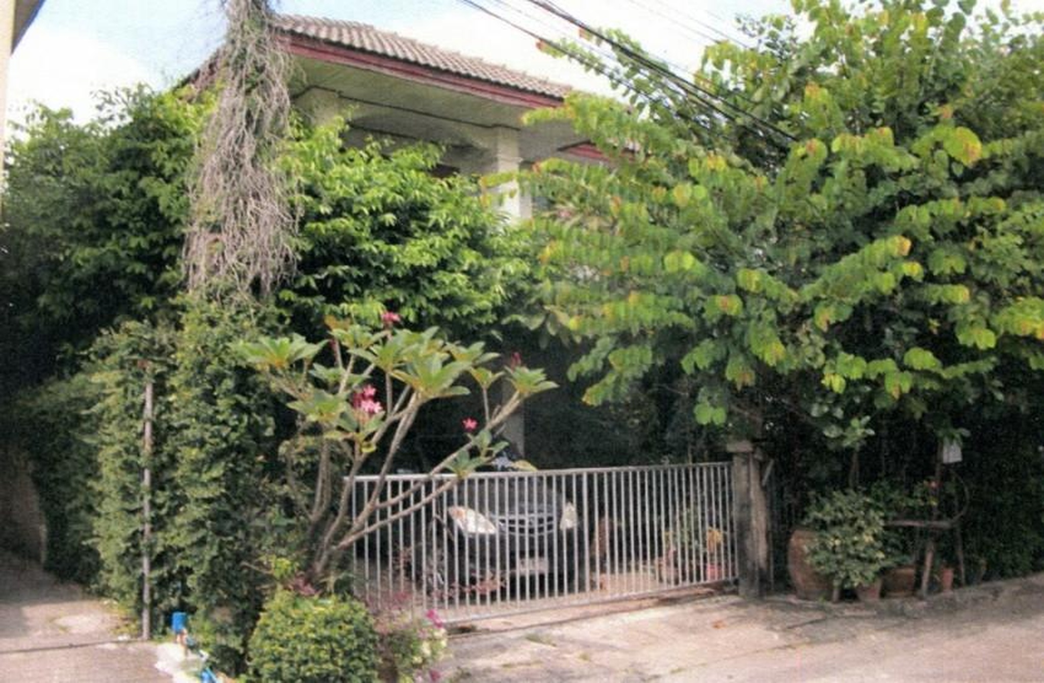 ทรัพย์สถาบันโดย อาคารสงเคราะห์ บ้านเดี่ยว มิตรประชาวิลล่า 15