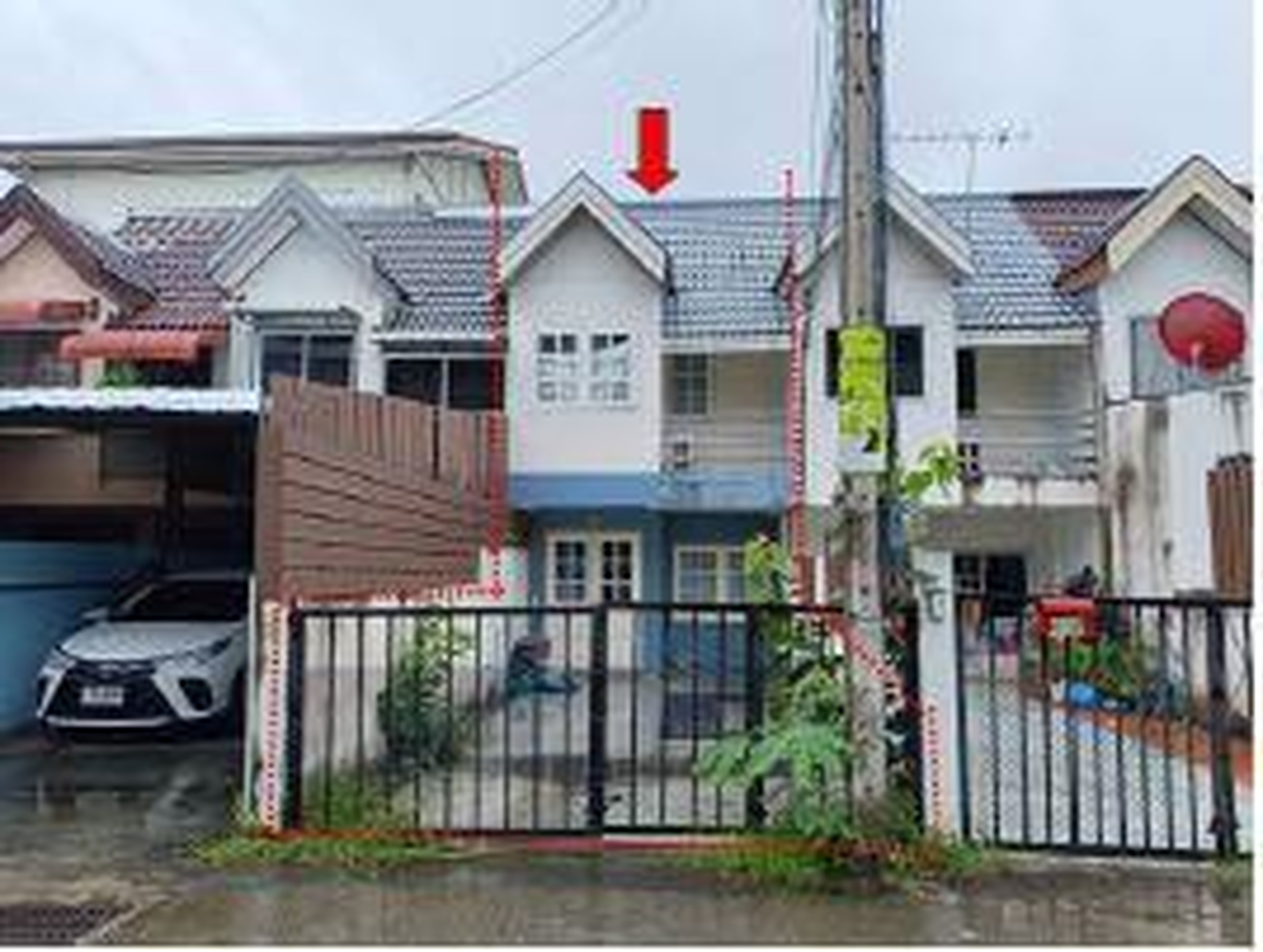 ทรัพย์สถาบันโดย GHB ทาวน์เฮาส์ ซอยโซตนา ซอย 12 ถนนทล107
