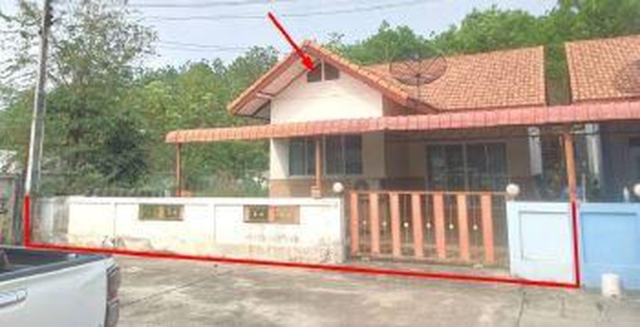 ทรัพย์สถาบันโดย GHB บ้านแฝด ซอยม.แผ่นดินทอง ลีฟวิ่ง ถนนปลวกแดง-ห้วยปราบ