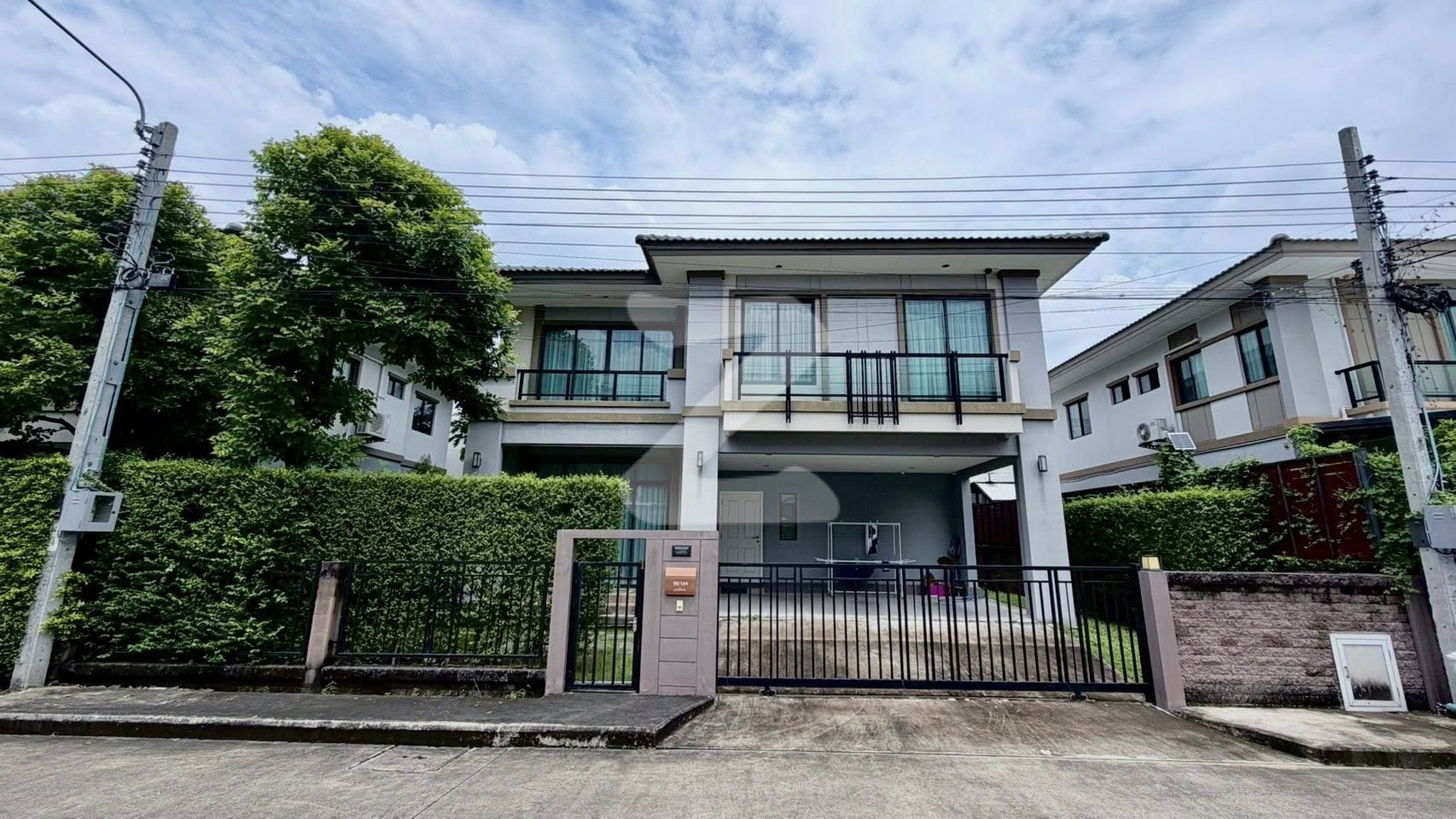 ขาย/เช่า (เจ้าของขายเอง) โครงการ ภัสสร เพรสทีจ บางนา–สุวรรณภูมิ 🏡 บ้านพร้อมเฟอร์นิเจอร์  พร้อมอยู่ : เจ้าของให้เช่าเอง (งดรับนายหน้า)