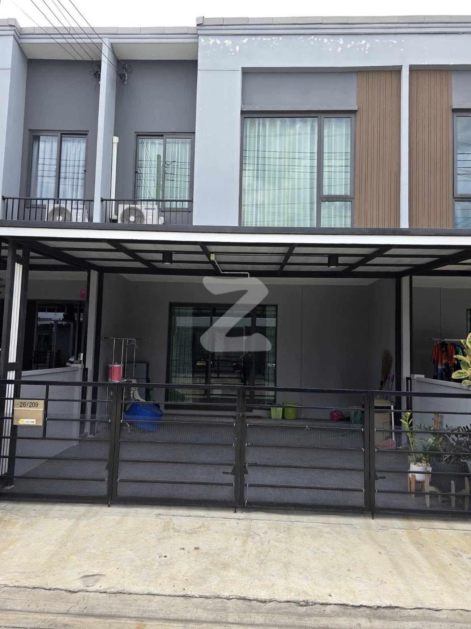 ขายครับ พลีโน่เพชรเกษมสาย 4 ติดถนน ทางเข้าหมู่บ้านประมาณ 100 เมตร 3.1 ล้านบาทครับ                   : เจ้าของขายเอง (งดรับนายหน้า)