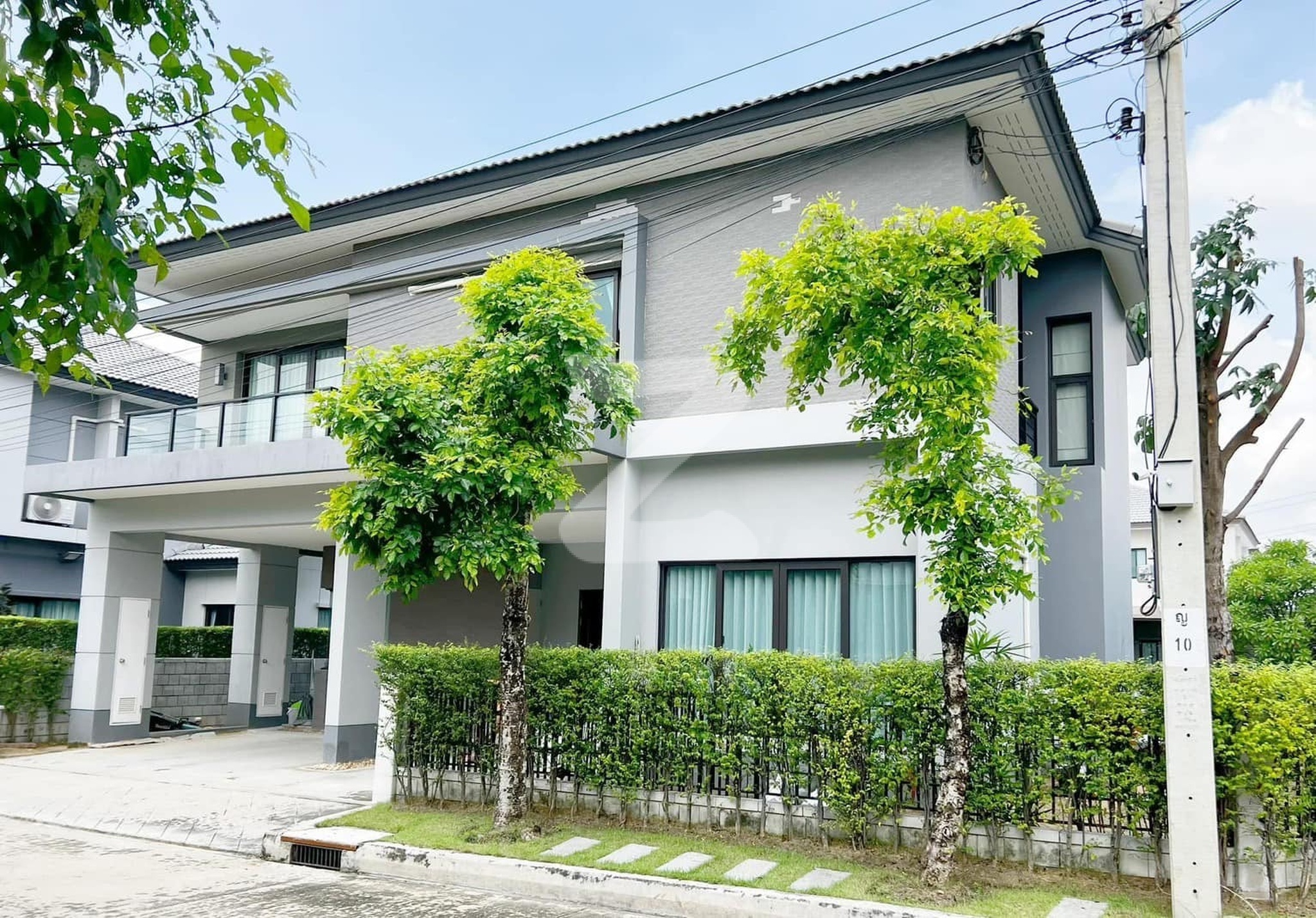 เช่า/ขาย บ้านเดี่ยว Centro RatchapruekSuan Phak ขาย/เช่าโครงการ เซนโทร ราชพฤกษ์-สวนผัก    ***เจ้าของปล่อยเอง*** : เจ้าของให้เช่าเอง (งดรับนายหน้า)