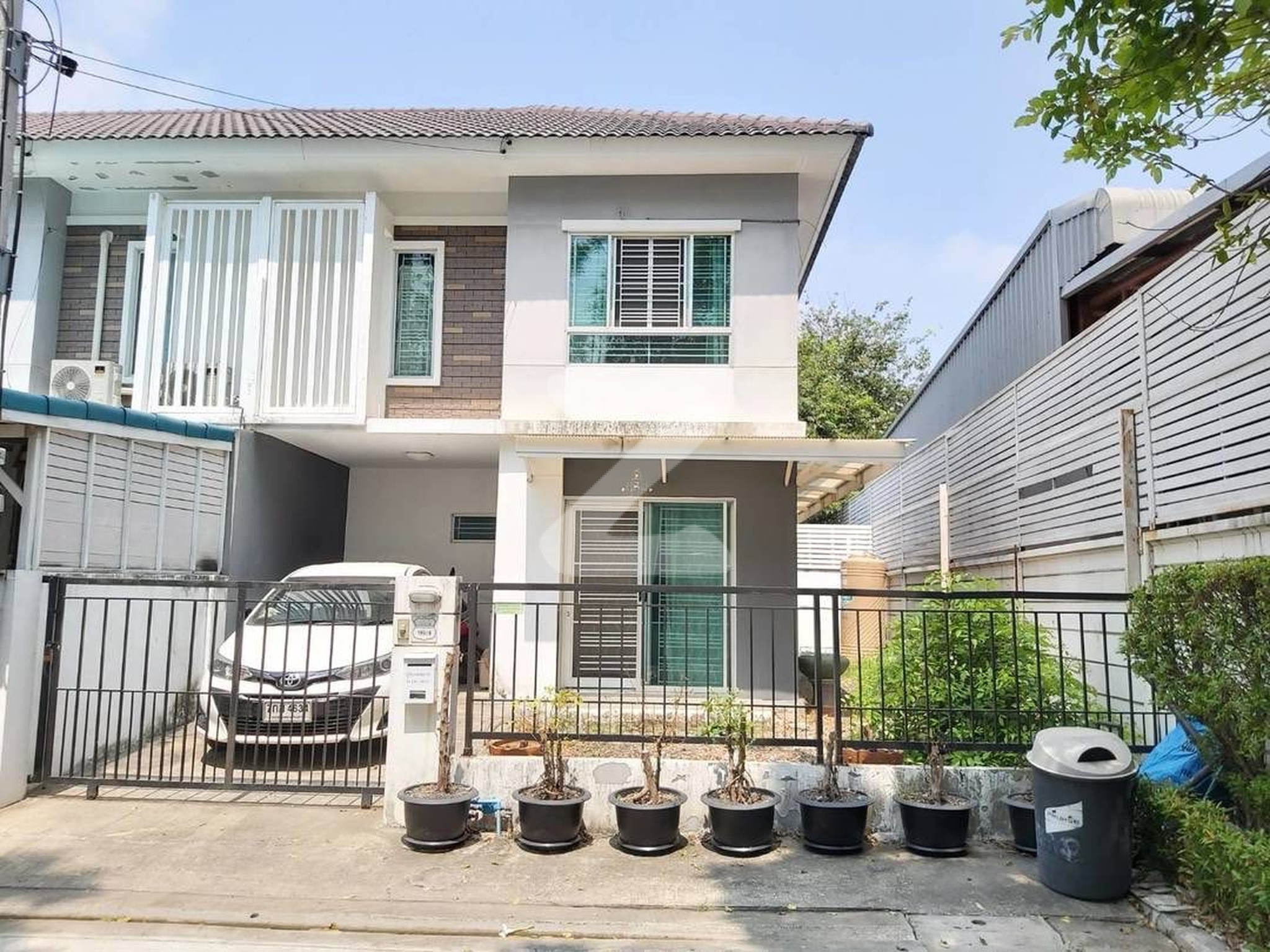 หมู่บ้านพฤกษาวิลล์ 70 พระราม 5 - สิรินธร - ทาวน์เฮ้าส์ 2 ชั้น เนื้อที่ 26.5 ตร.ว. : เจ้าของขายเอง (งดรับนายหน้า)