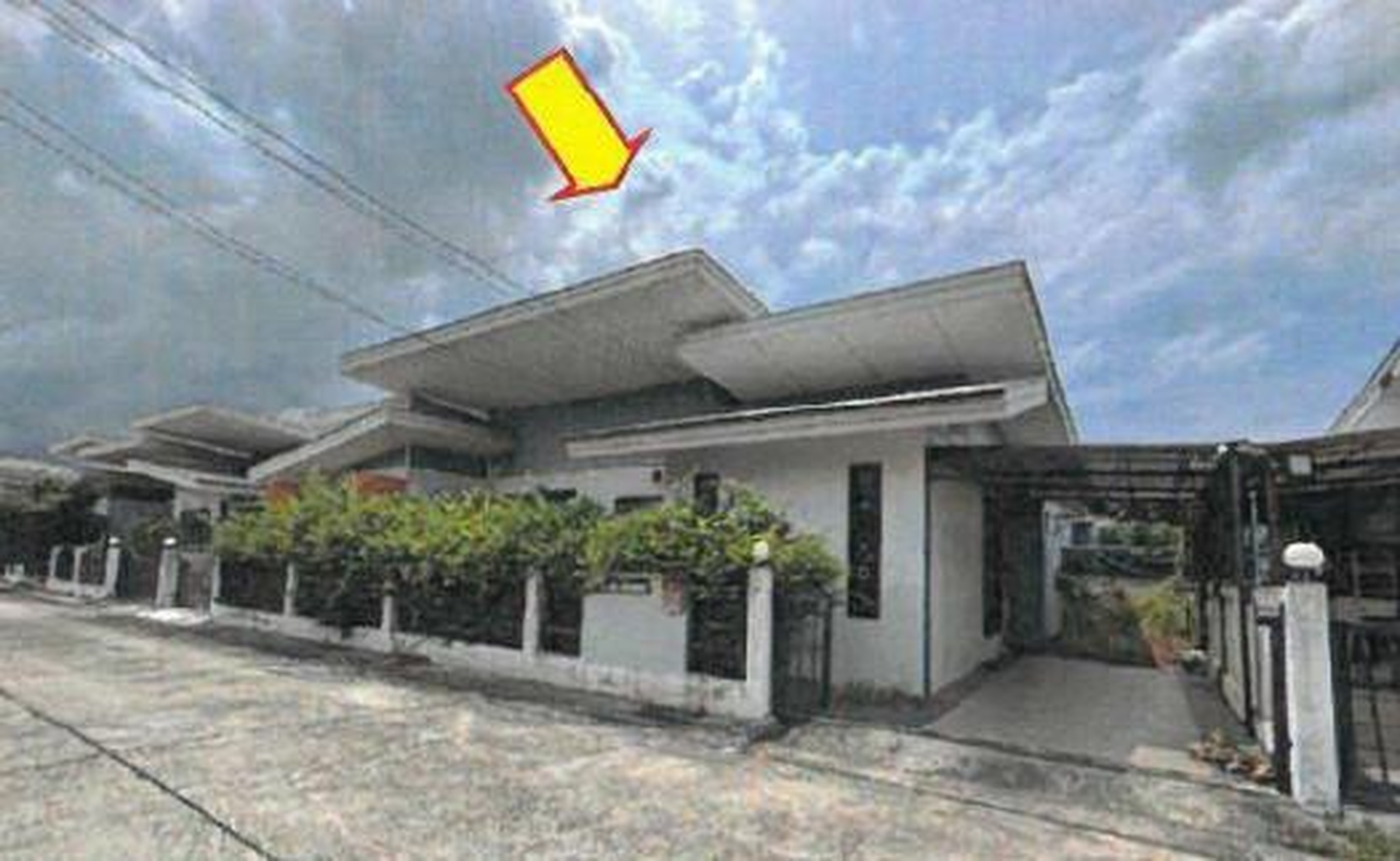ทรัพย์สถาบันโดย GHB บ้านเดี่ยว ลลัลตา เออริเกท (Lalanta Modern Scene)