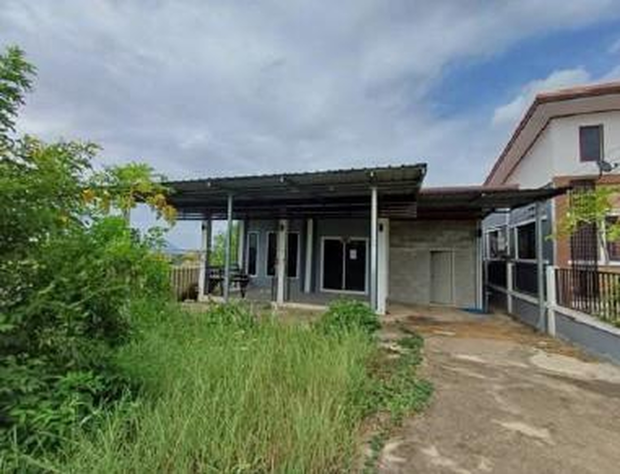 ทรัพย์สถาบันโดย GHB บ้านเดี่ยว ถนนลพบุรี-วังม่วง